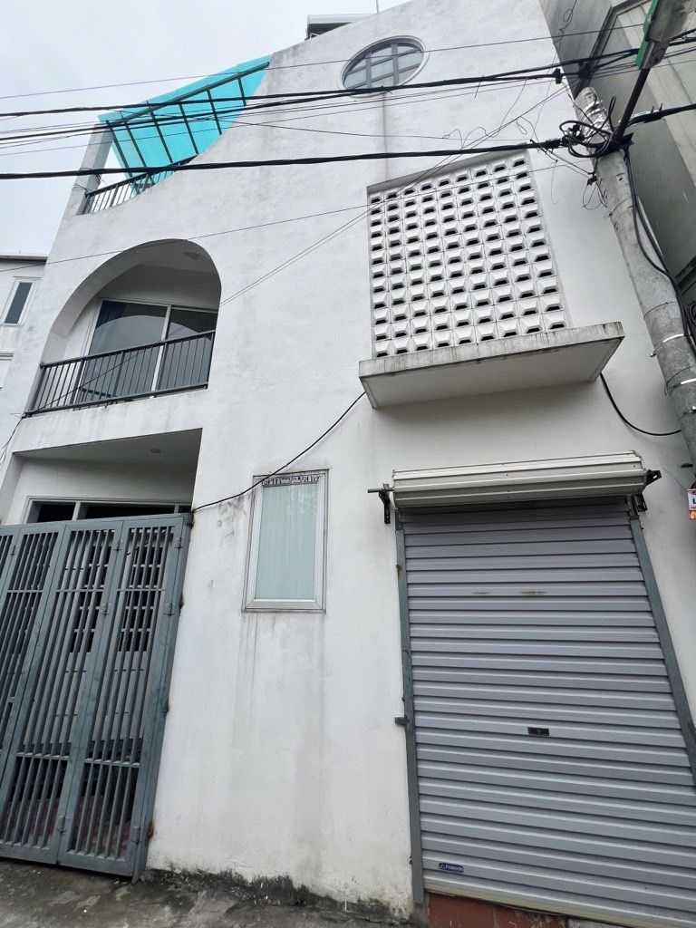 Cơ hội hiếm có: Nhà 3 tầng mặt tiền rộng tại xã Vạn Phúc, Thanh Trì