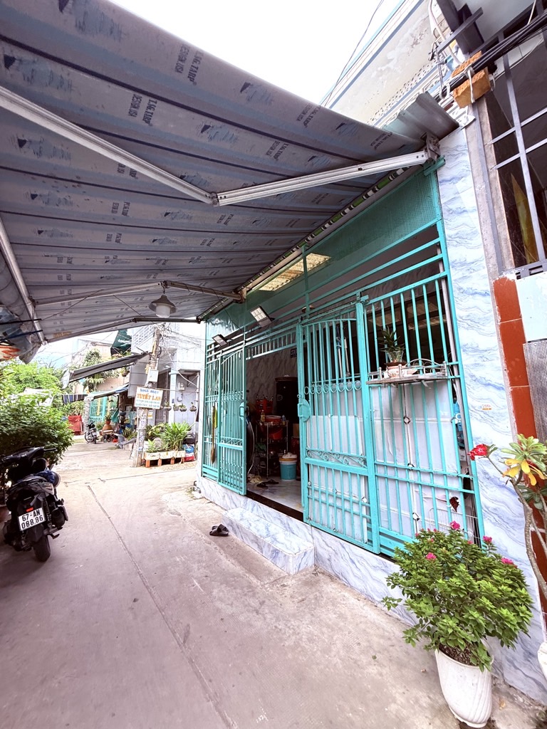 Bán nhà riêng 60m2 3 phòng ngủ, gần Aeon Mall Bình Tân với giá ưu đãi