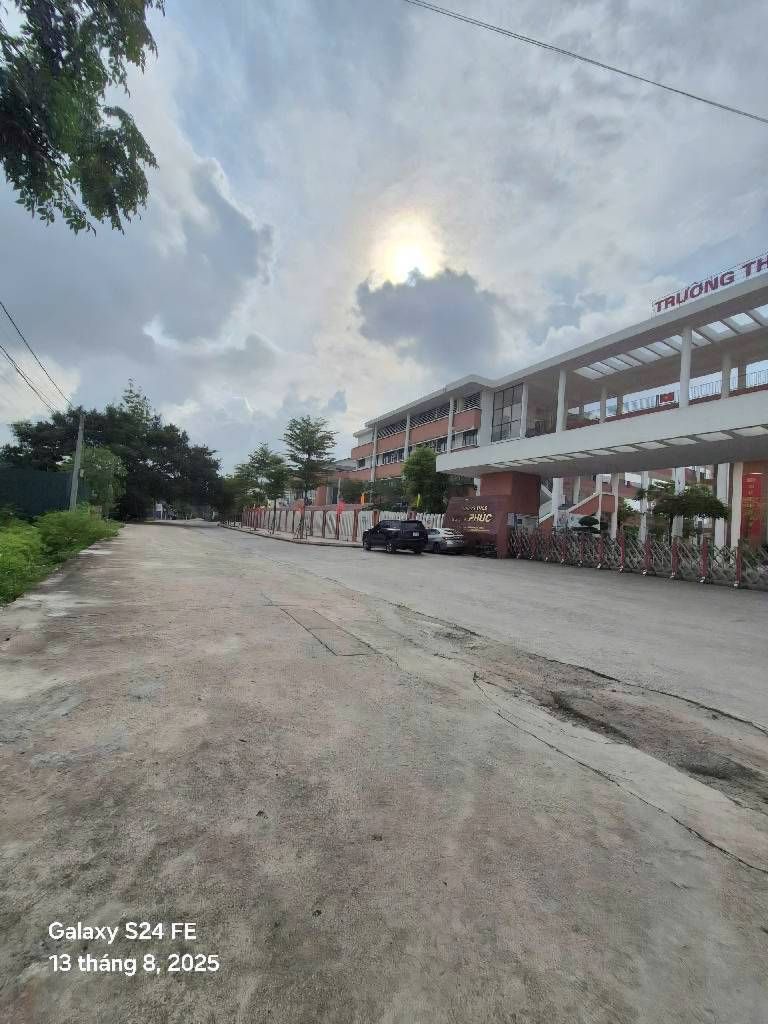 Cơ Hội Vàng Sở Hữu Đất Đẹp Trung Tâm Nam Phù, Thành Phố Ven Sông