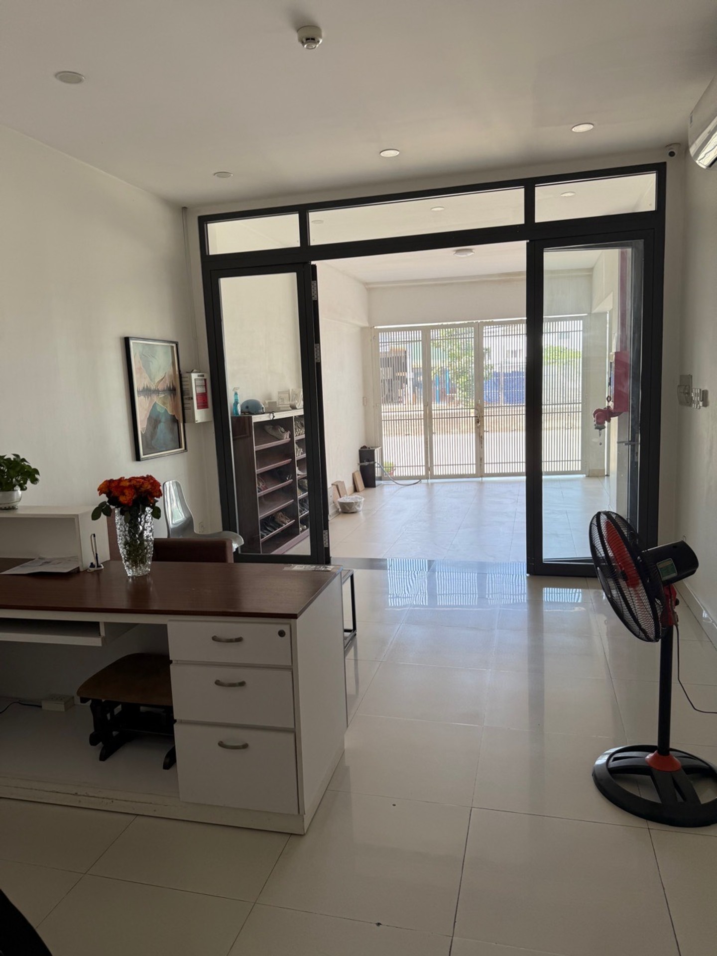 LH: 0917.495.592 - Tòa nhà văn phòng 6 tầng 812m2, đường Liên Phường, Phú Hữu, TP Thủ Đức