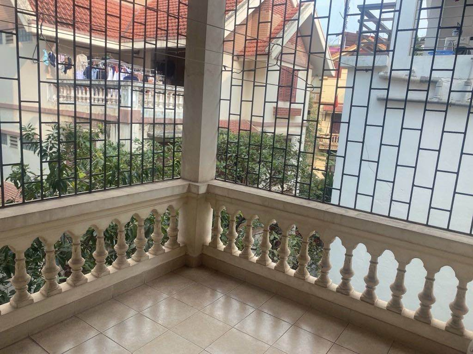 Bán Biệt Thự Linh Đàm 179m2, 12m mặt tiền, Giá Thỏa Thuận