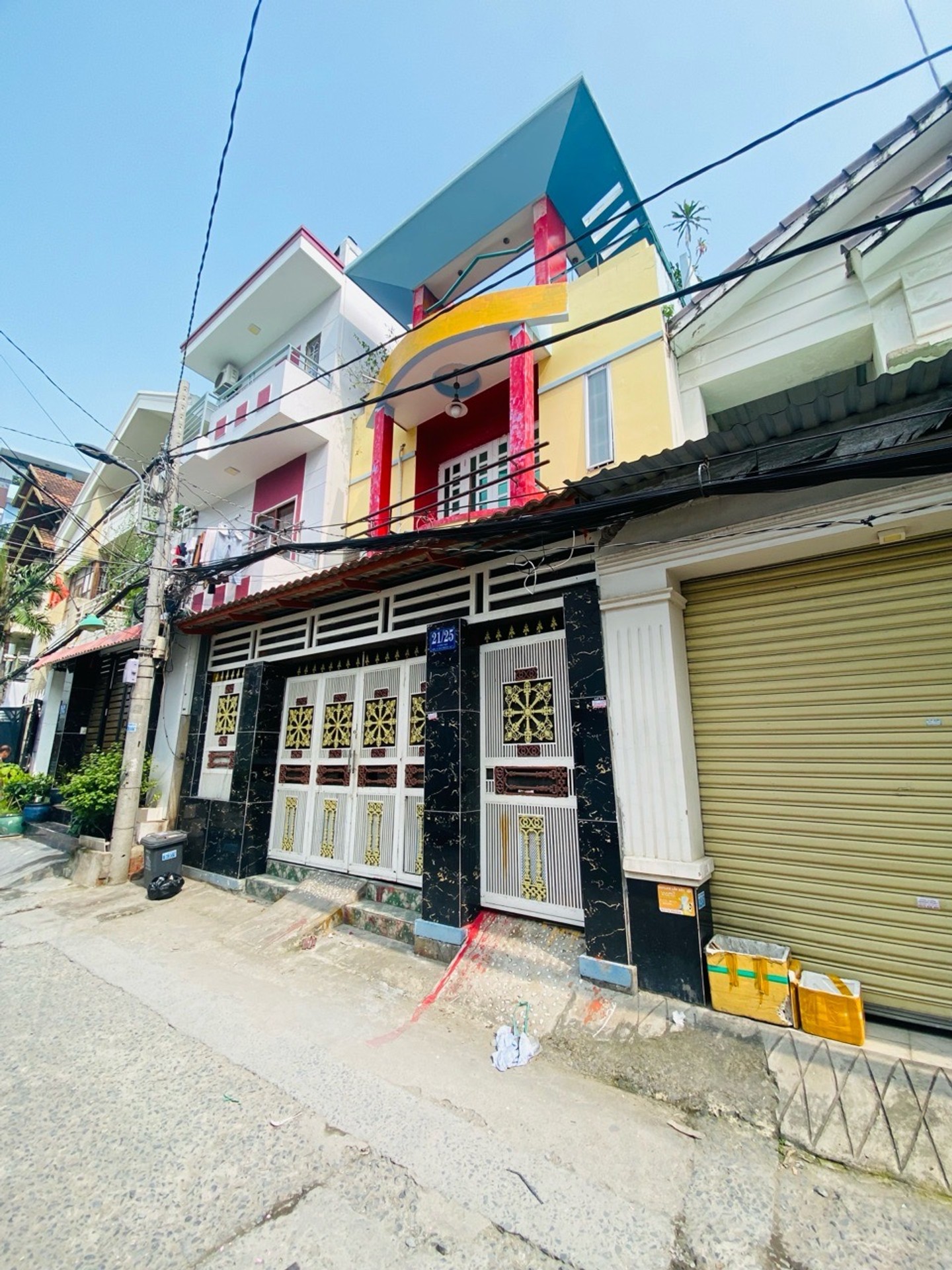 🔥 ( QUẬN 7 ) NHÀ 3 TẦNG LÝ PHỤC MAN – HẺM 6M BỀ THẾ

👉 CHỈ 11,9 TỶ

📐 6m x 15m