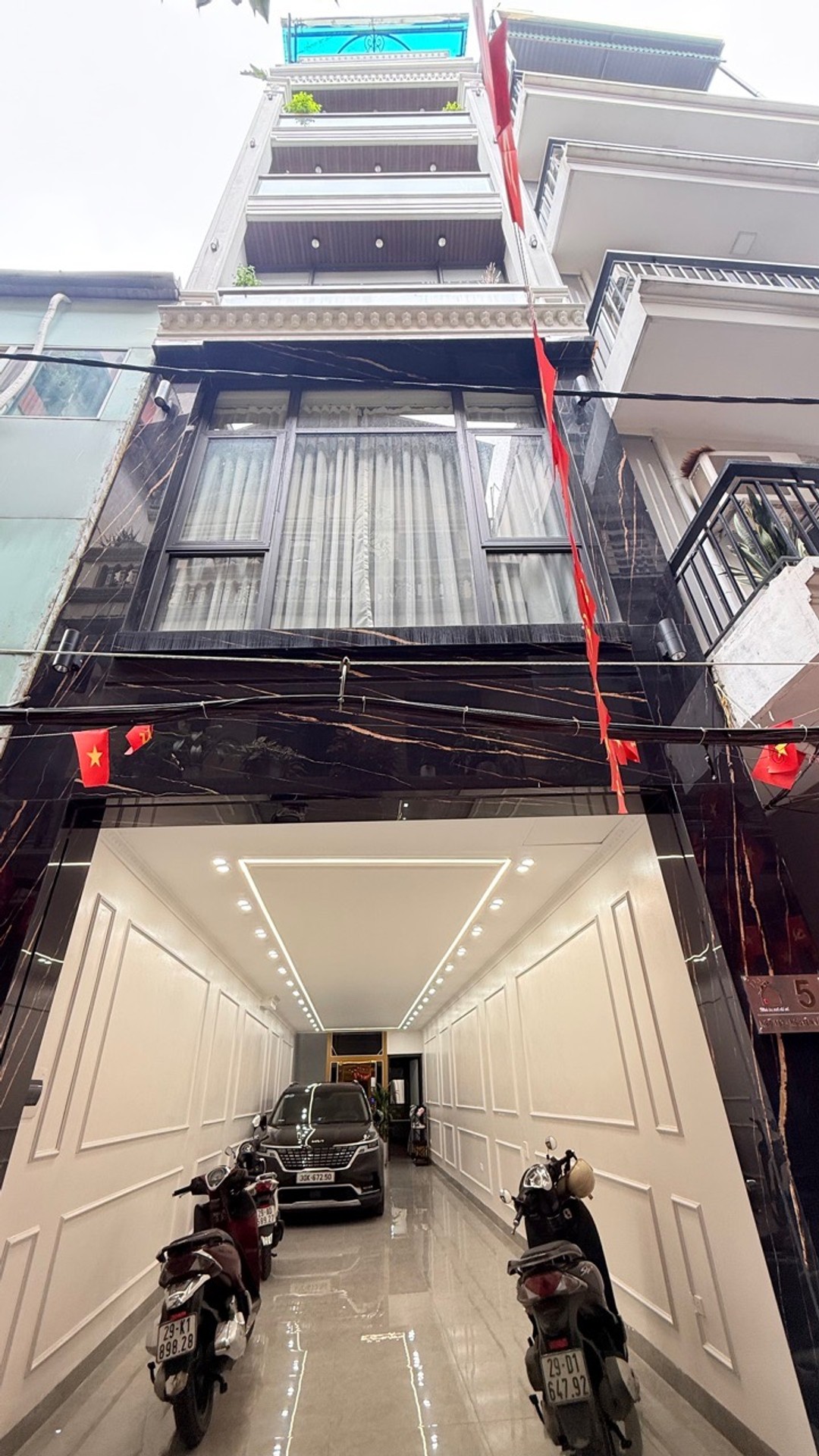 BÁN NHÀ RIÊNG 80M2 Ô TÔ NGỦ TRONG NHÀ NGUYỄN VĂN CỪ