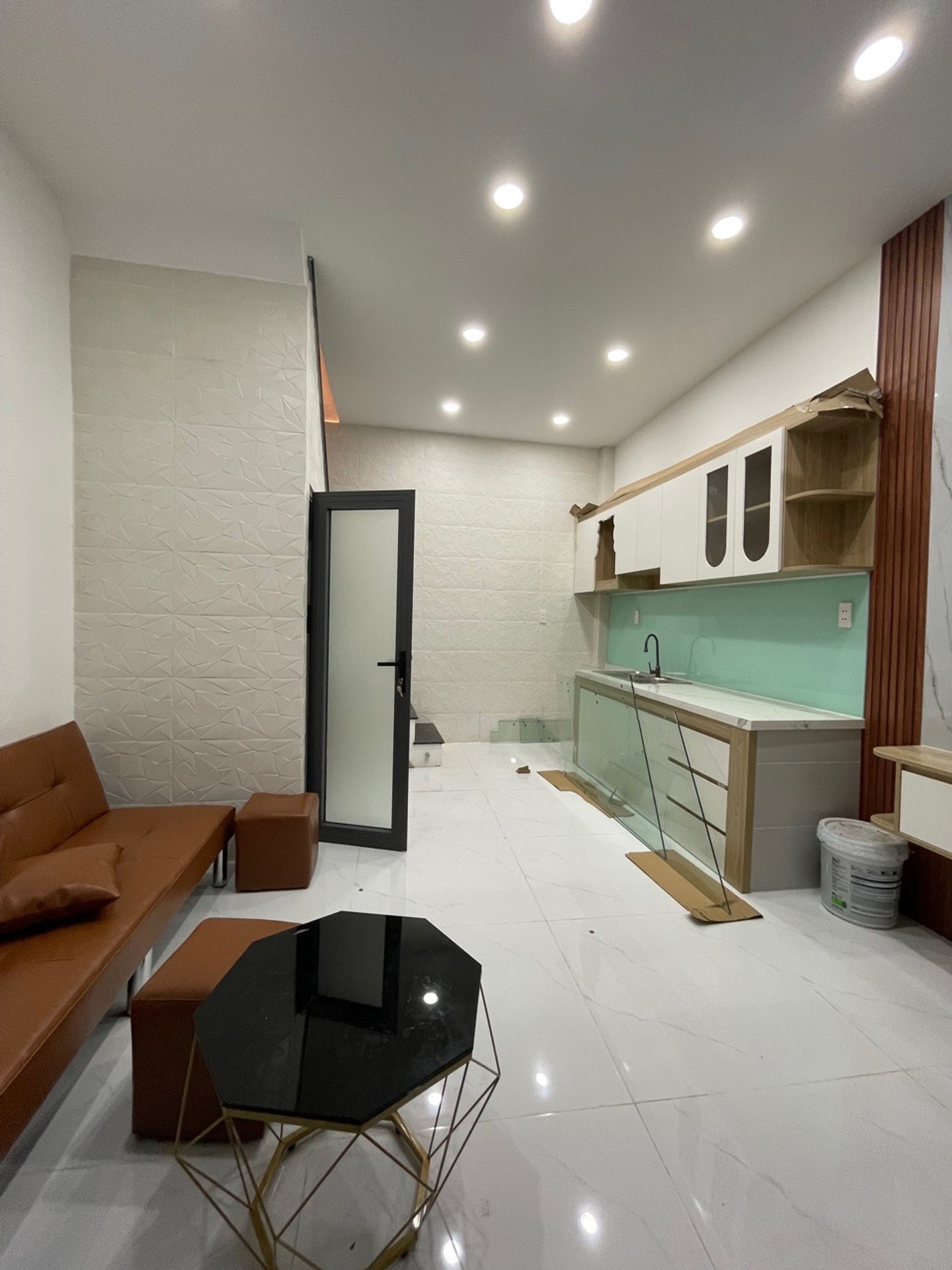 Bán nhà mới 2 tầng ngay Khu tên lửa DTSD 38m2 giáp Quận 6 chỉ 2x tỷ