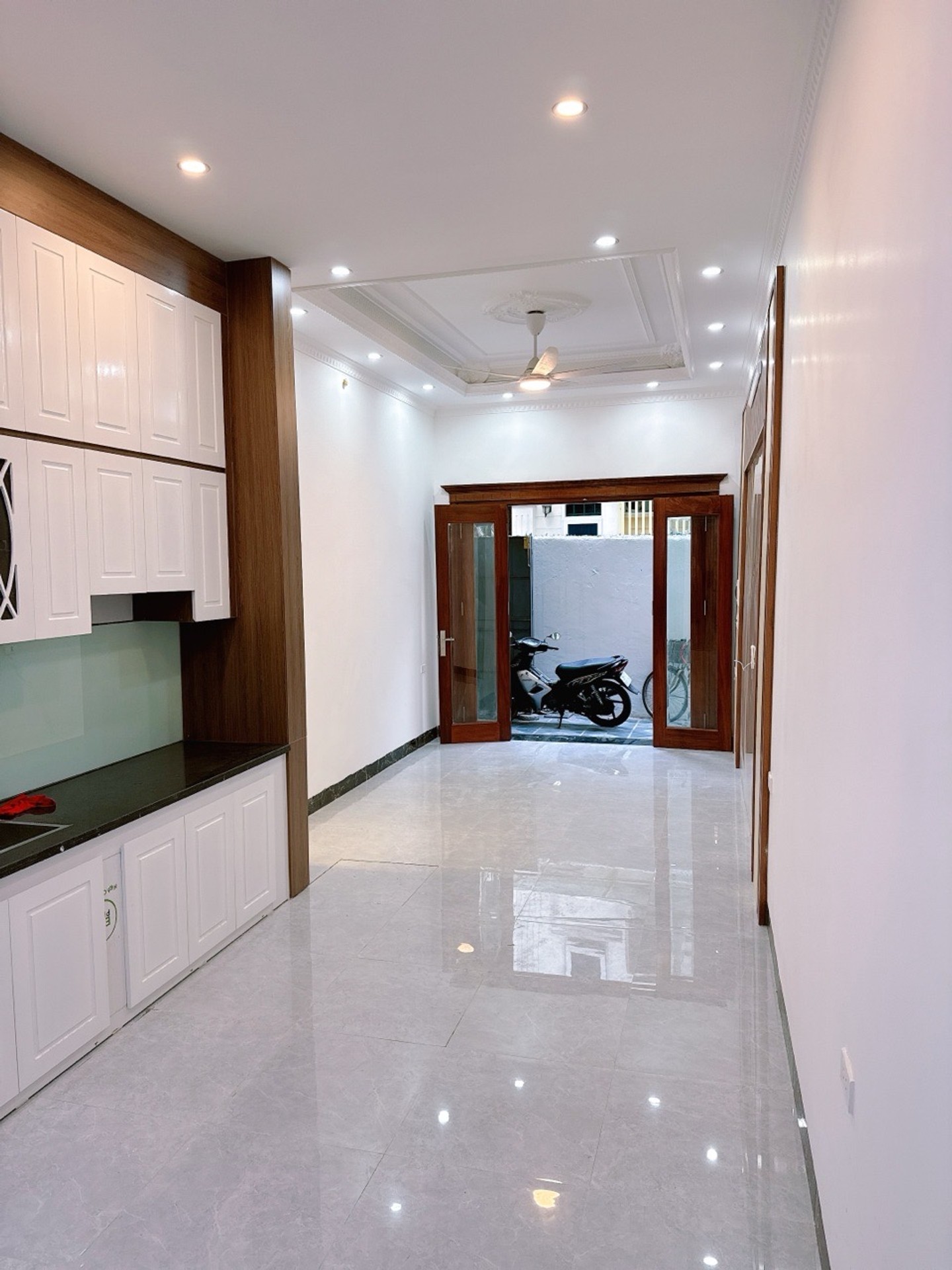 Nhà Hào Nam 6 Tầng Mới Xinh, Có Thang Máy Siêu Tiện ích