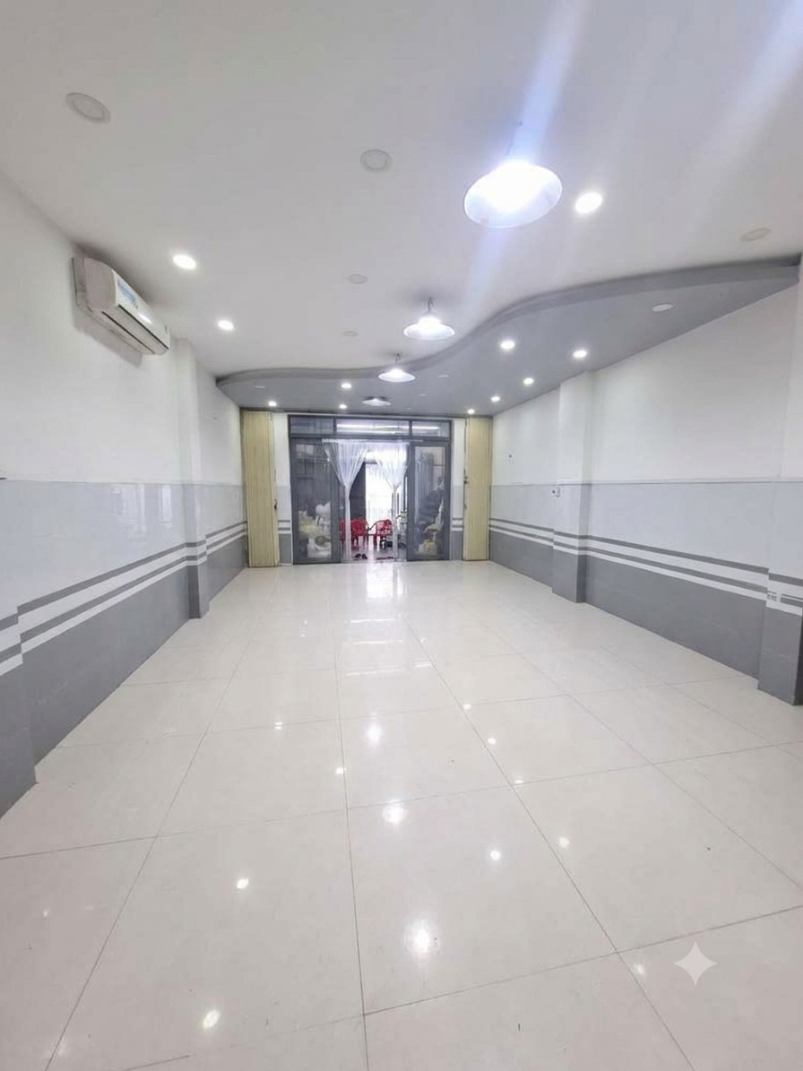 CHỈ 5 TỶ NHÀ TRẦN VĂN MƯỜI BÀ ĐIỂM HÓC MÔN. LÔ GÓC HẺM XE HƠI TRÁNH - DT 130M2_2 TẦNG BTC