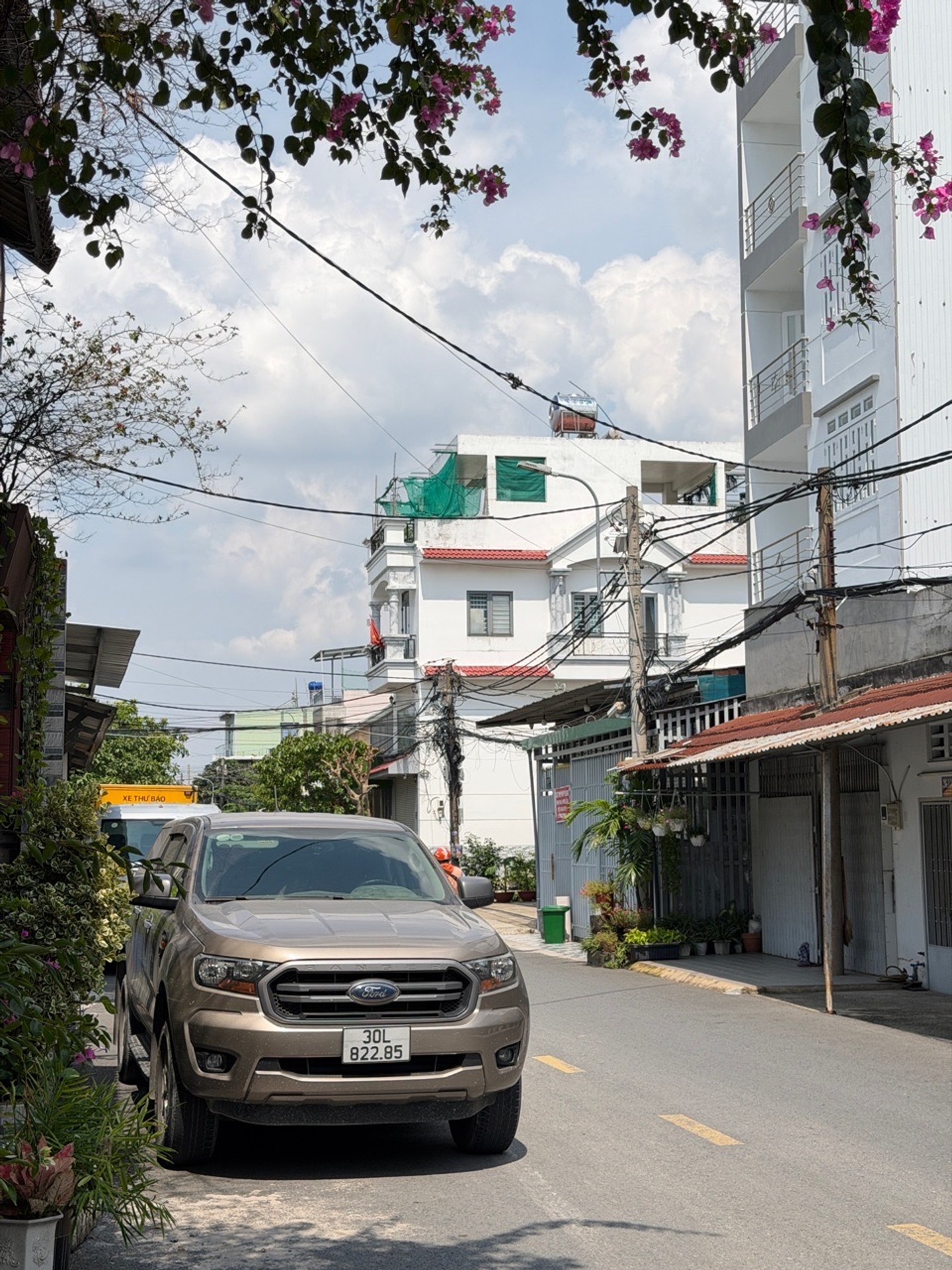 Bán nhà riêng 3 tầng tại Thới Tam Thôn, diện tích 100m², pháp lý đầy đủ
