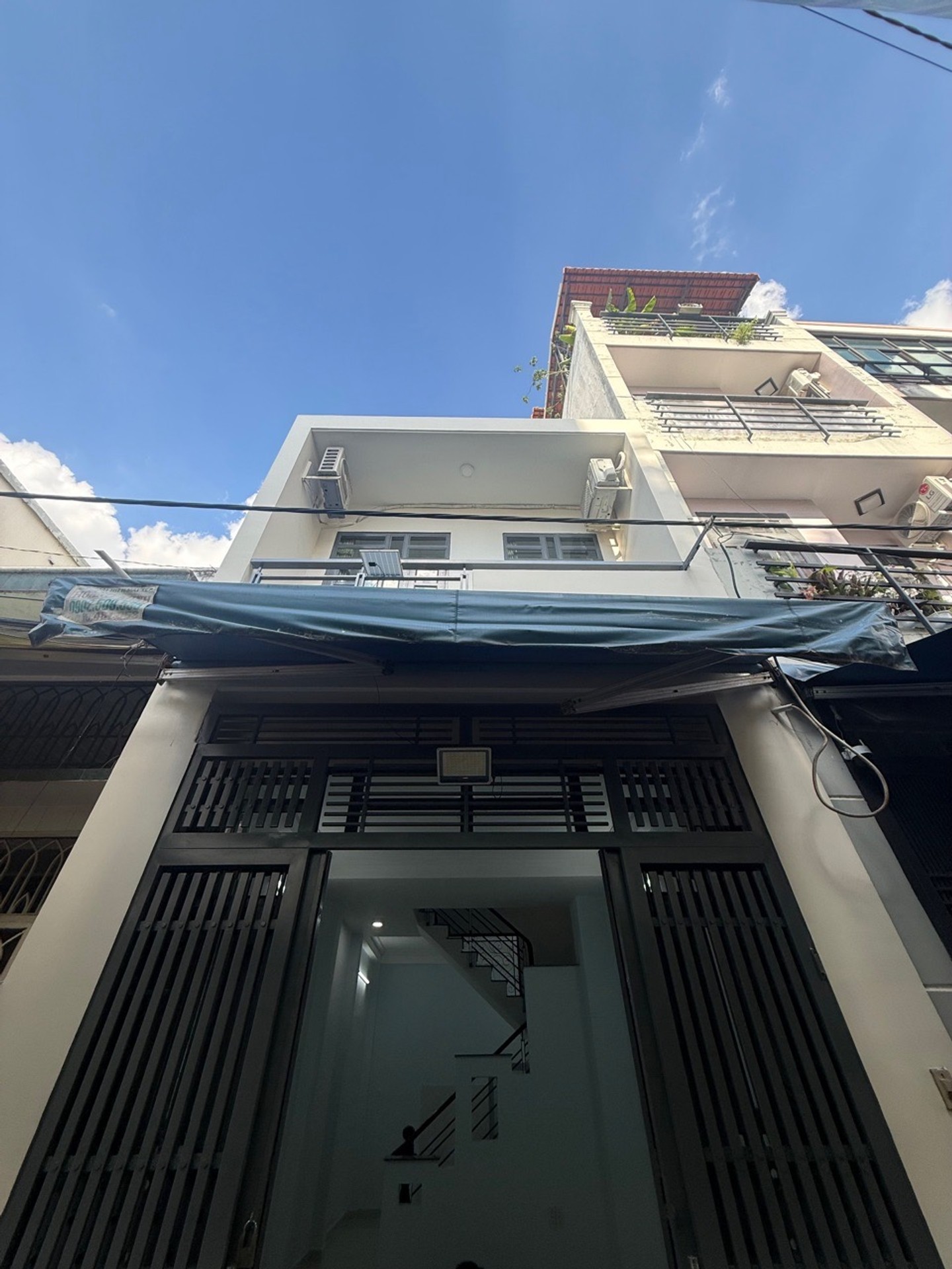Nhà hẻm ô tô gần chợ Phú Thọ Hoà, 2 phòng ngủ 2 vệ sinh