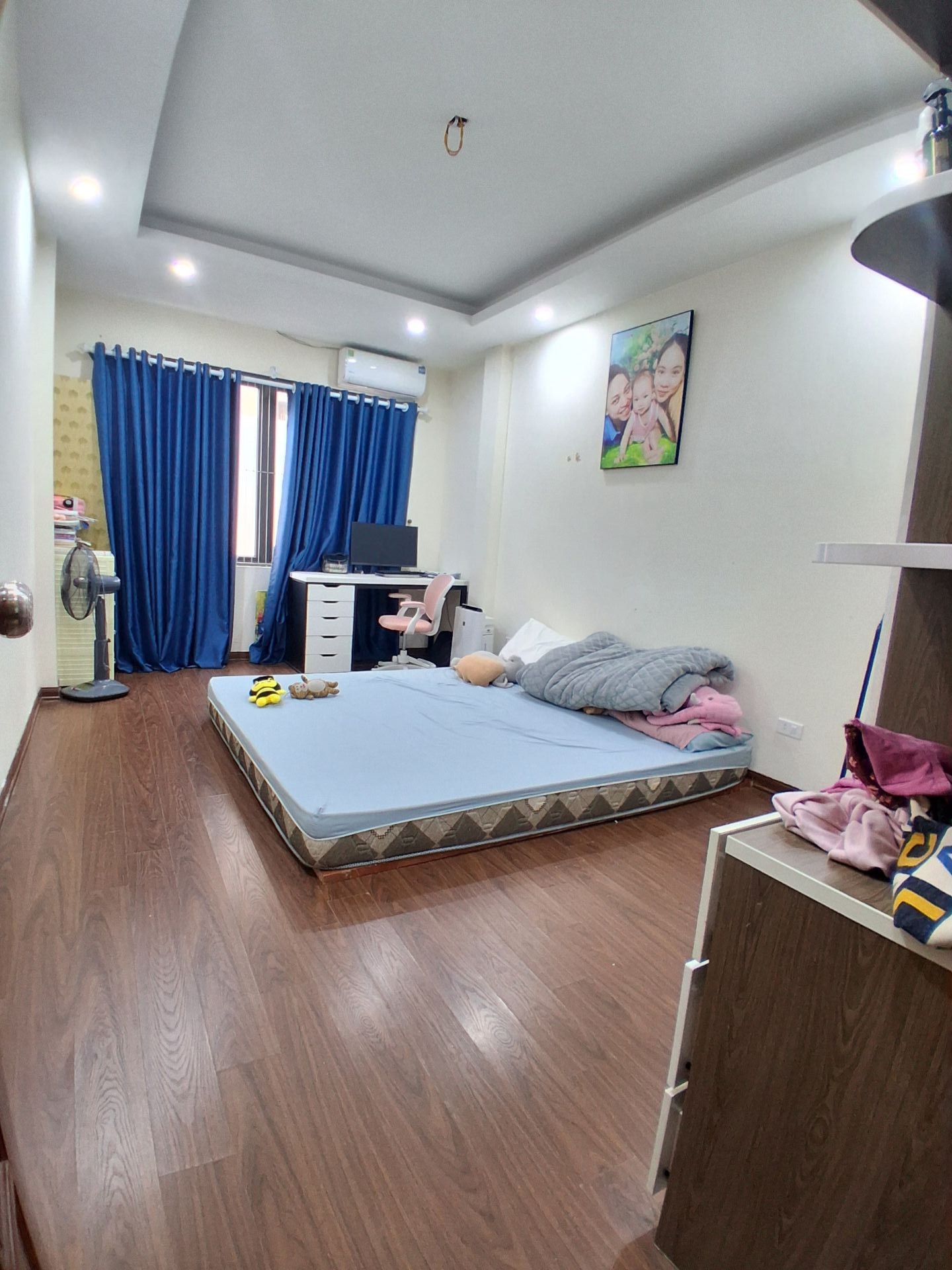 BÁN GẤP NHÀ GẦN LÊ TRỌNG TẤN, HÀ ĐÔNG