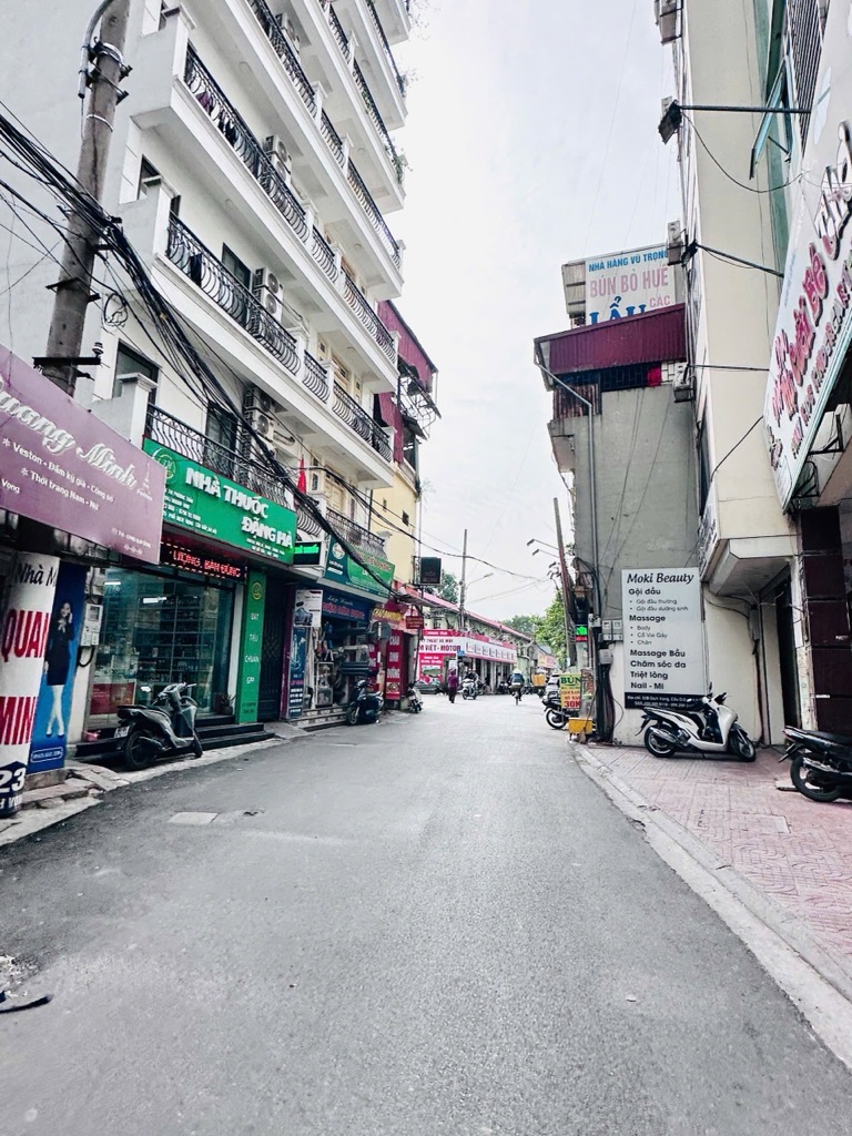TÒA CHDV MẶT PHỐ SÁT NGAY GA CHÙA HÀ - CẦU GIẤY.