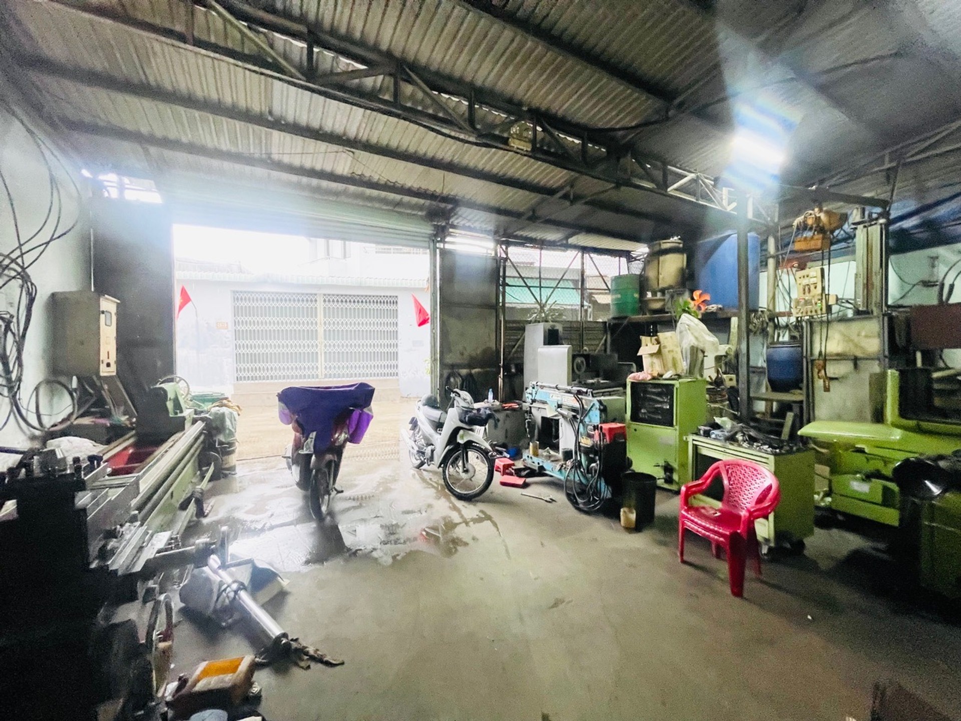 Cơ hội sở hữu nhà xưởng diện tích lớn tại Vòng Xoay An Lạc với giá hấp dẫn