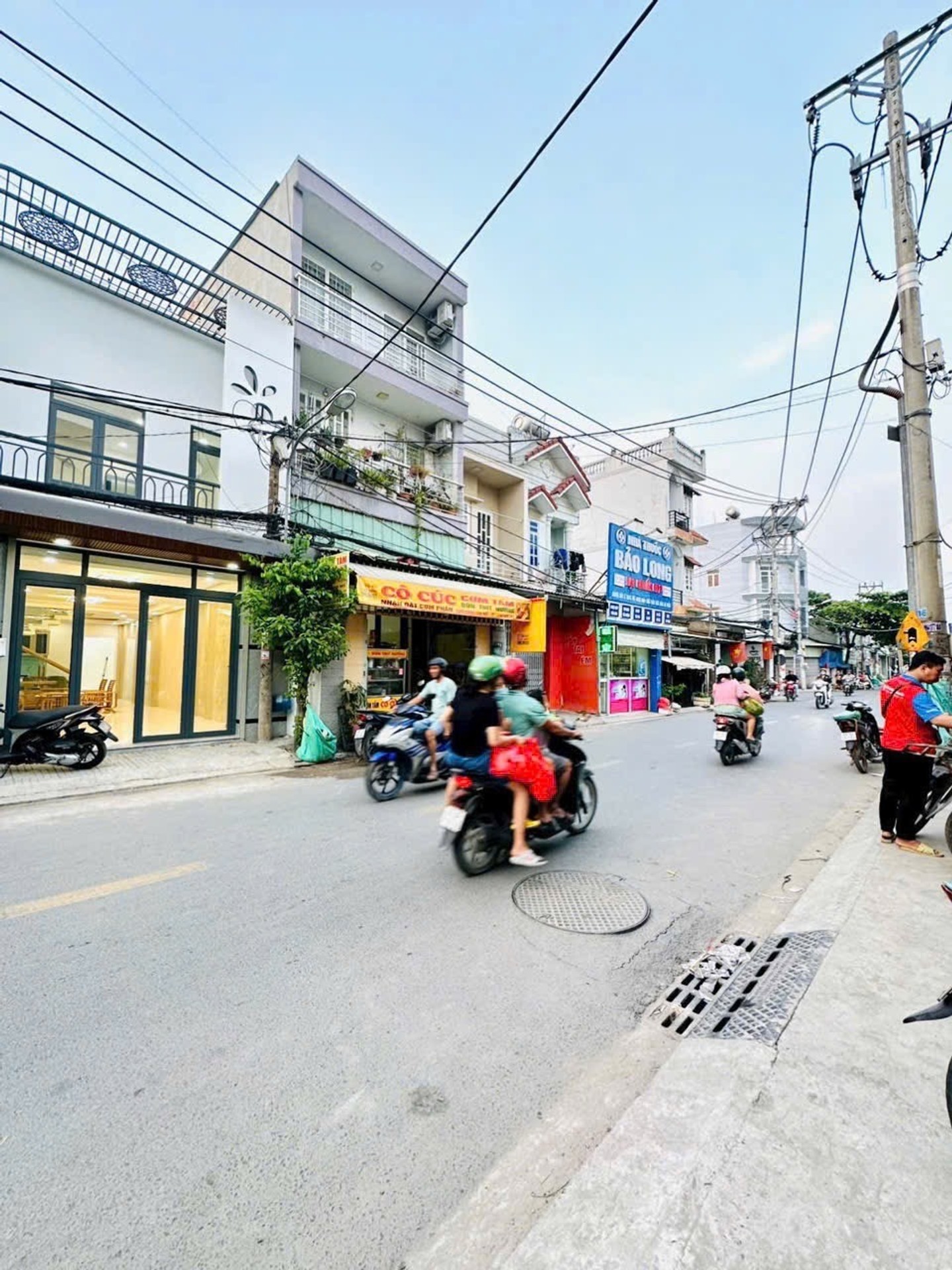 Ngã Tư Ga - TL15 phường Thạnh Lộc Q12, MTKD 66m², ngang 5m 💸7,3tỷ