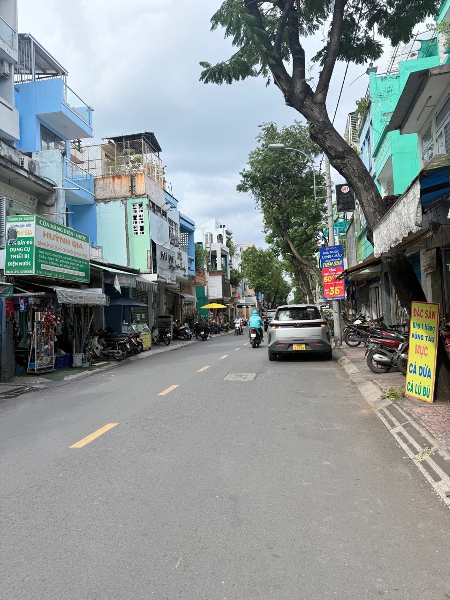 Nhà mặt phố Bà Hạt 2 tầng kinh doanh, thu nhập 25 triệu/tháng