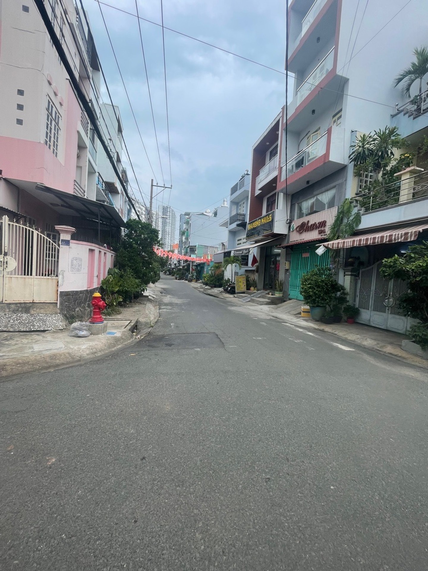 Cơ hội hiếm có sở hữu nhà mặt phố quận 6 giá tốt, vị trí đắc địa