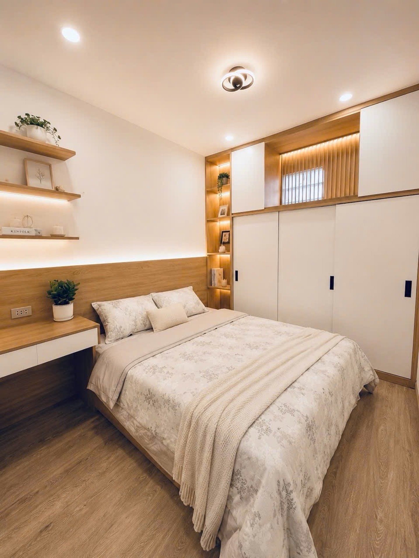 BÁN GẤP NHÀ 40M2 GIÁ CHỈ 5,15 TỶ, 3 THOÁNG, GẦN SIÊU THỊ AEONL MAIL HÀ ĐÔNG