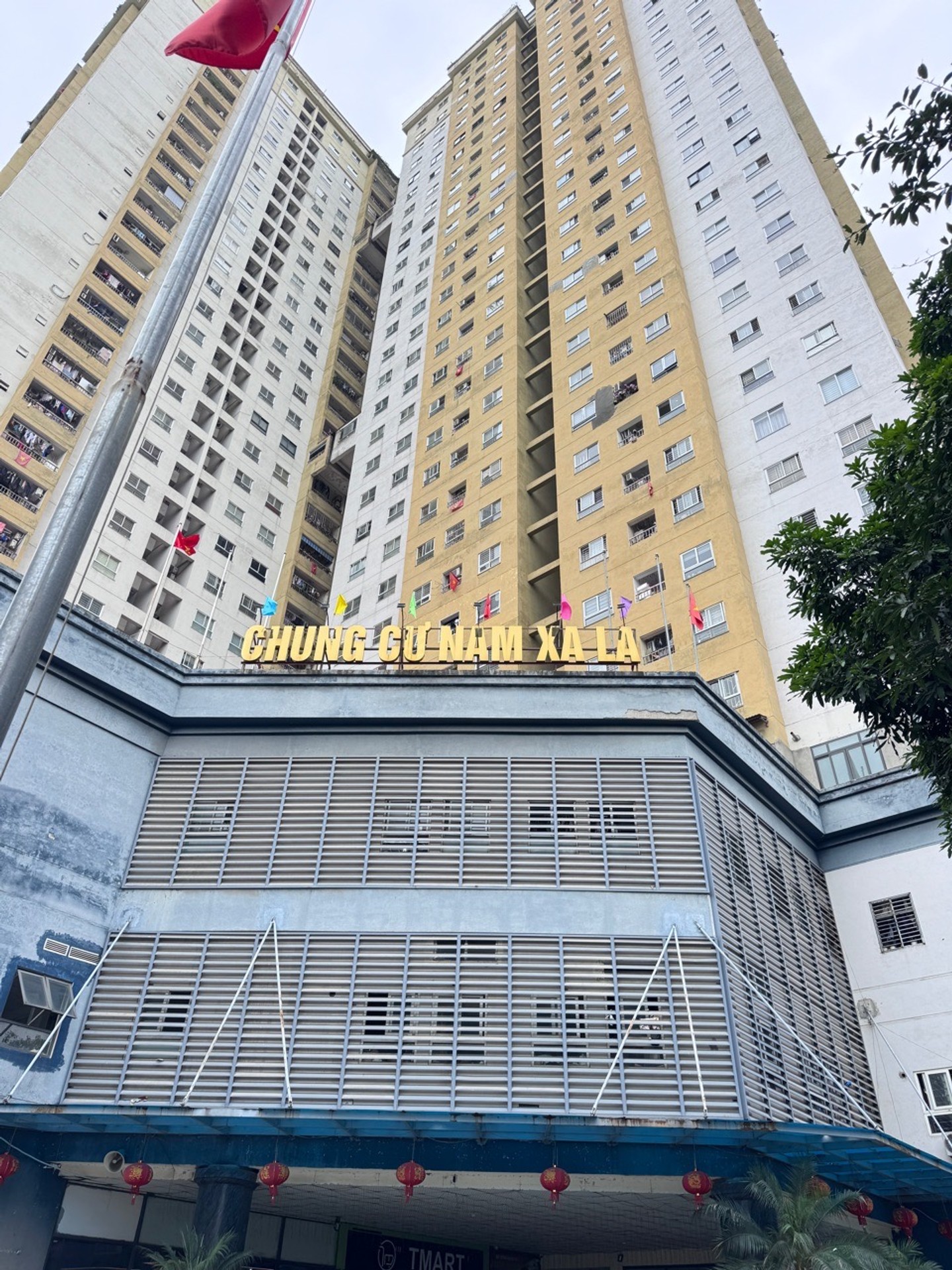 Căn hộ góc view thoáng, tiện nghi ngay Xa La