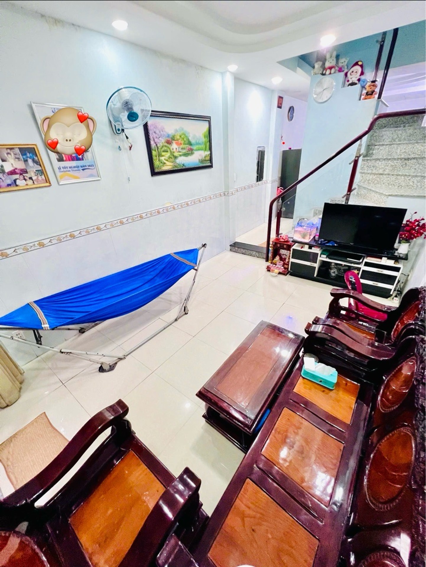 - NHÀ HBG GÒ VẤP NGAY CV LÀNG HOA - 38M2 - 2 TẦNG - 3PN & WC - CHÀO 3,3 TỶ - TL - CHƯA ĐẾN 100T/M2