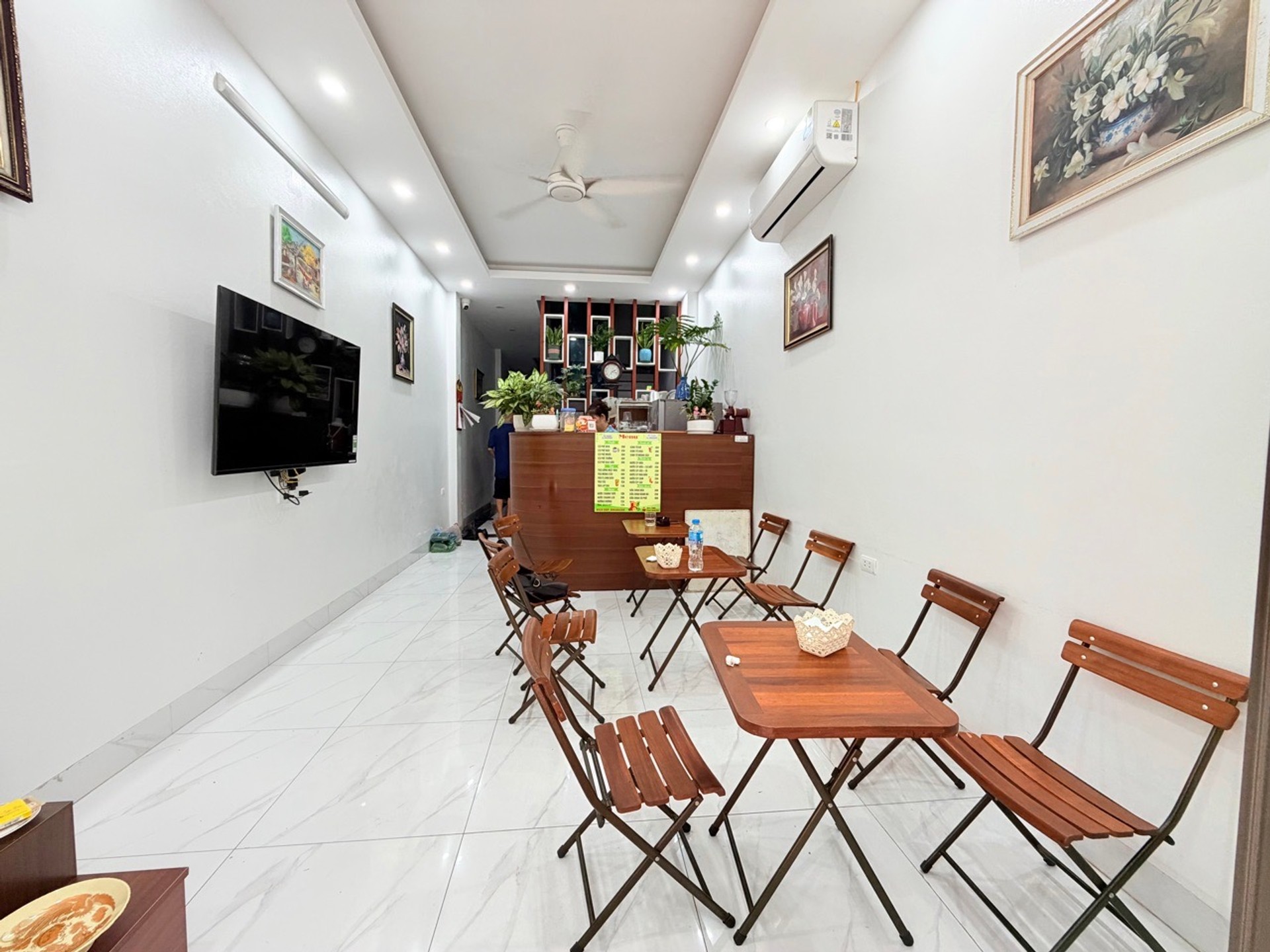 Cơ hội hiếm có sở hữu nhà 5 tầng có thang máy tại Xuân La