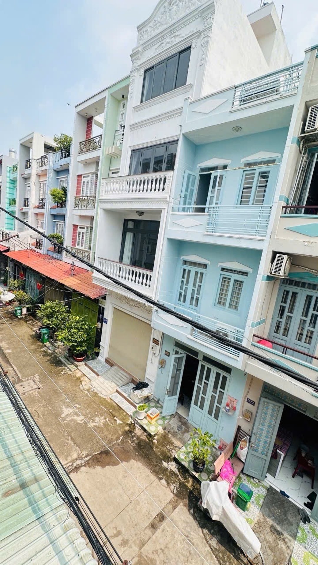 Bán nhà 3 tầng 2 phòng ngủ hướng Bắc, hẻm xe hơi 6m tại Bình Tân, giá ưu đãi