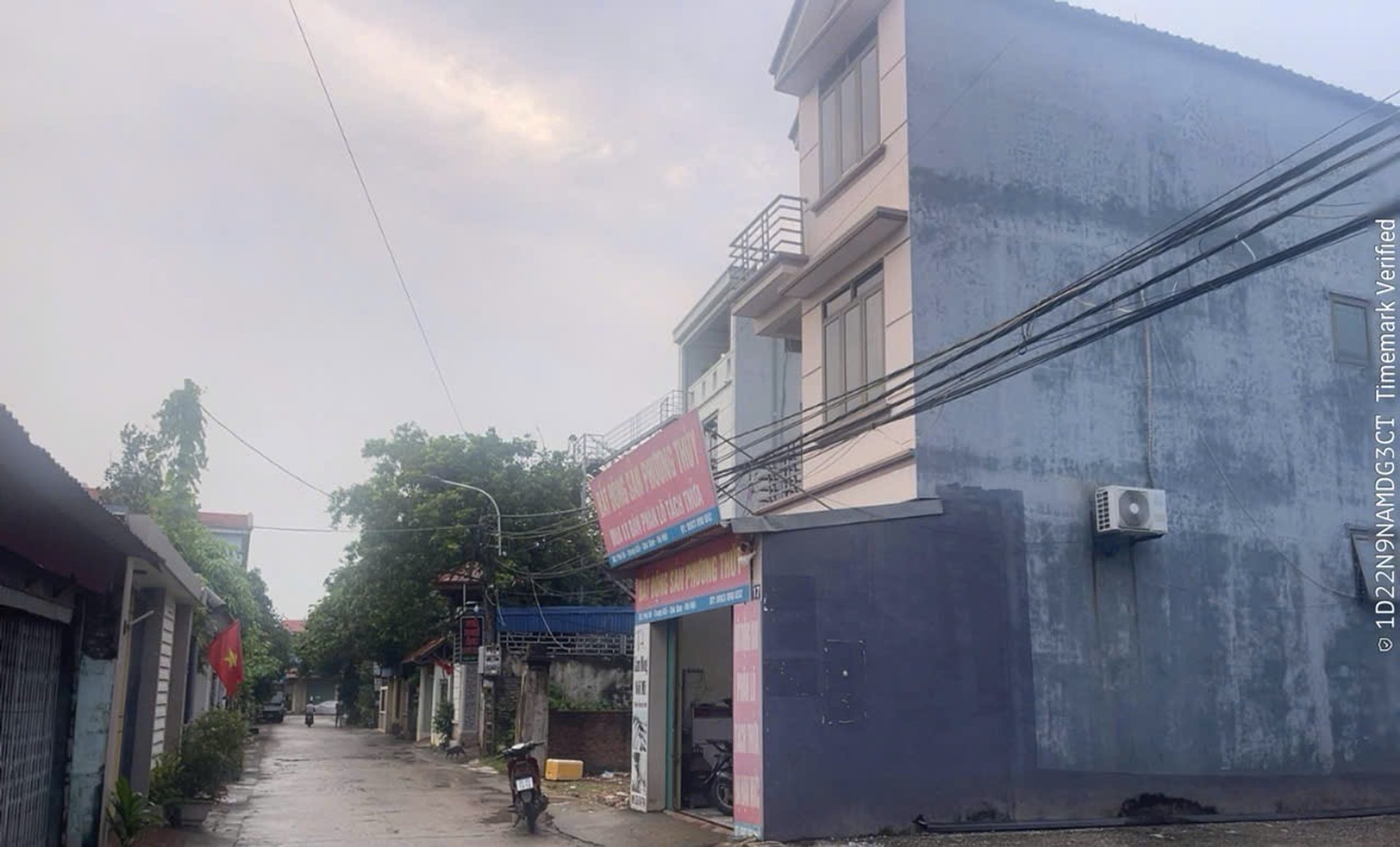 BÁN NHÀ - TRUNG GIÃ SÓC SƠN - VỊ TRÍ ĐẸP - Ô TÔ TRÁNH - NGAY GẦN QL3 - TIỆN ÍCH- TIỀM NĂNH