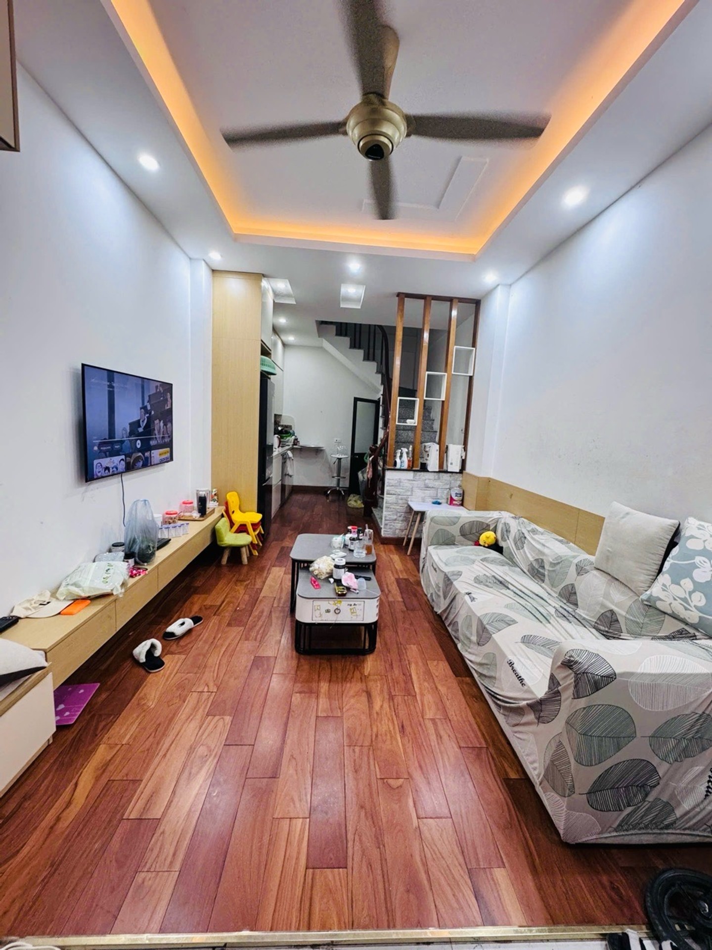 Bán nhà riêng 5 tầng tại phường Ngọc Trục, diện tích 31m2, sổ đỏ chính chủ