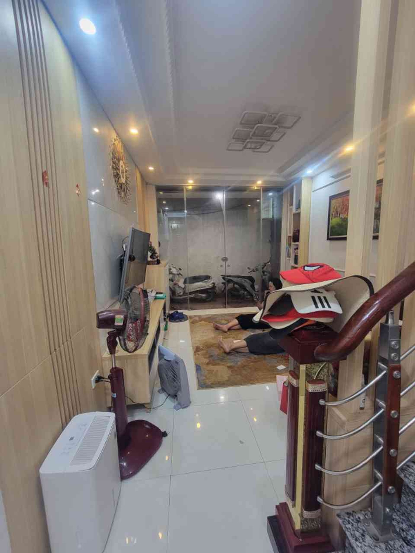Bán nhà Vũ Tông Phan, Thanh Xuân, Ô tô đỗ cổng, Full nội thất, 36m2, 7.4 tỷ(CTL)