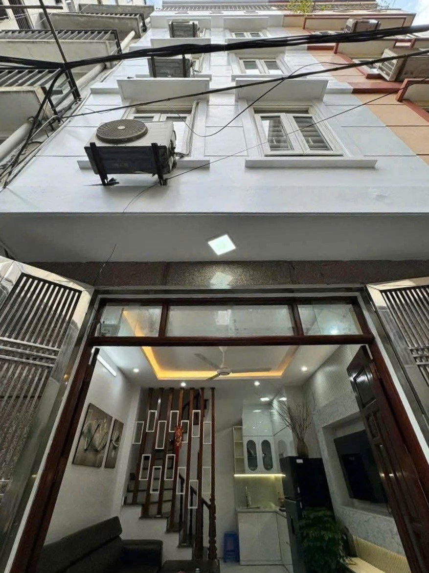 Bán nhà Bằng Liệt, Hoàng Mai, Ô tô gần, nở hậu, sẵn ở đón tết, SD33m2, 7.35 tỷ
