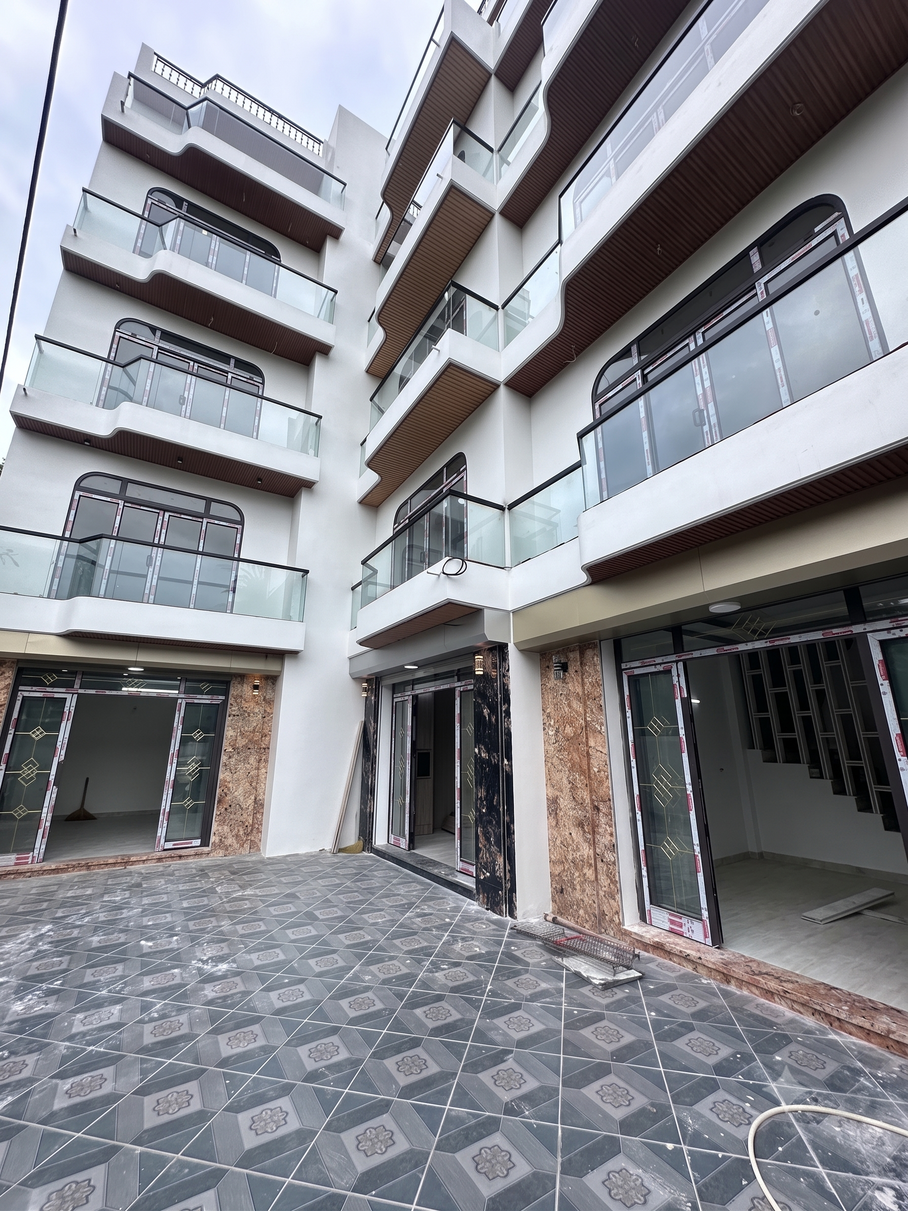 Bán nhà Bằng B, Hoàng Liệt, Ô tô, Thang Máy, 2 thoáng, gần phố, 51m2,, 13.8 tỷ