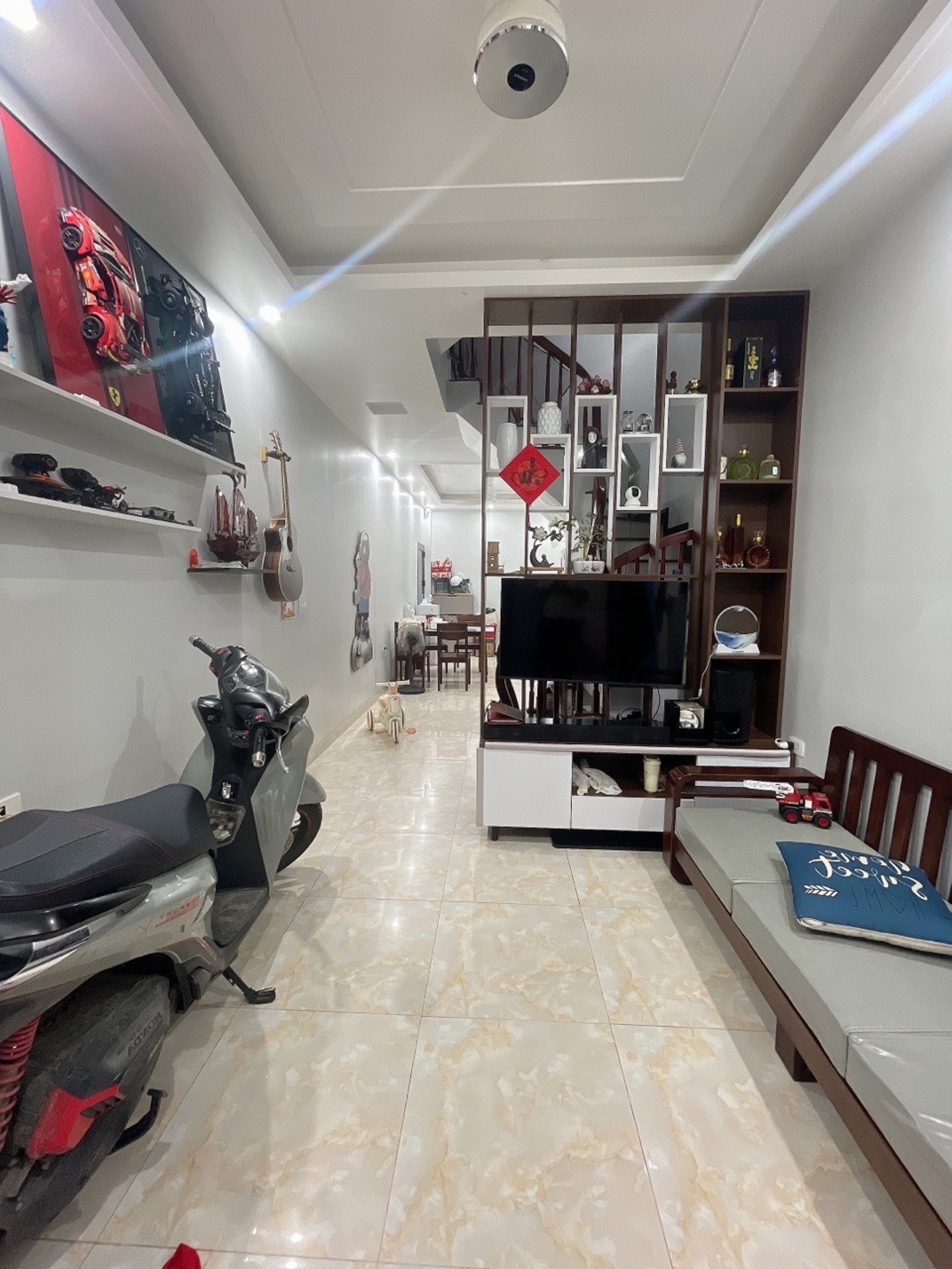 Bán nhà Cự Lộc, Thanh Xuân, 2 thoáng, gần phố, full nội thất, SD40m2, 8.8 tỷ