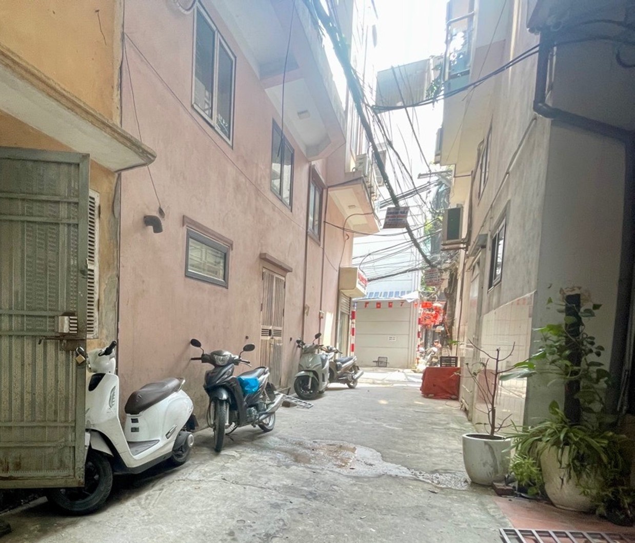 Bán nhà Lương Khánh Thiện, Tương Mai, ô tô, gần phố, SD27m2, 5.6 tỷ