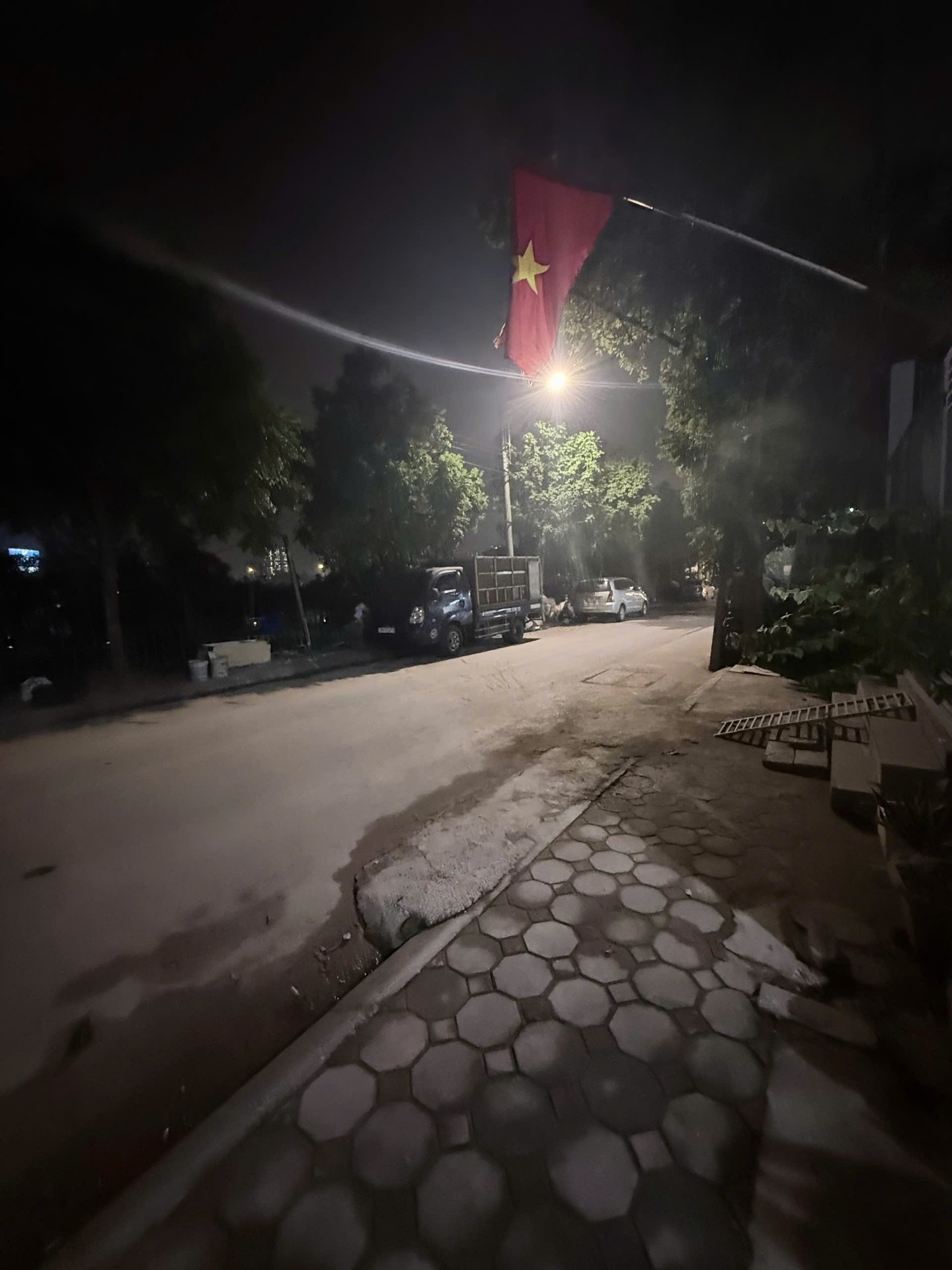 Cơ hội vàng sở hữu nhà mặt phố Tứ Hiệp giá sốc giảm sâu
