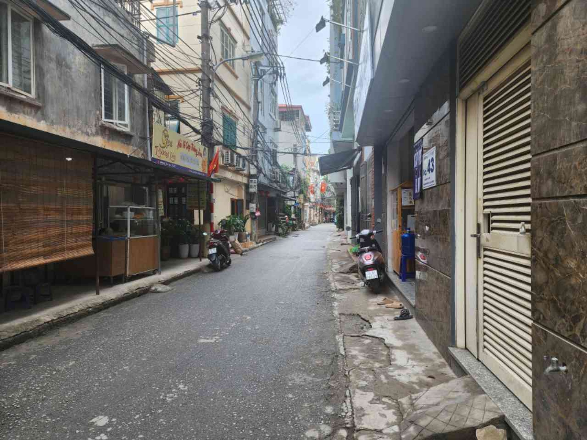 Siêu phẩm nhà lô góc 3 mặt thoáng tại Cầu Diễn