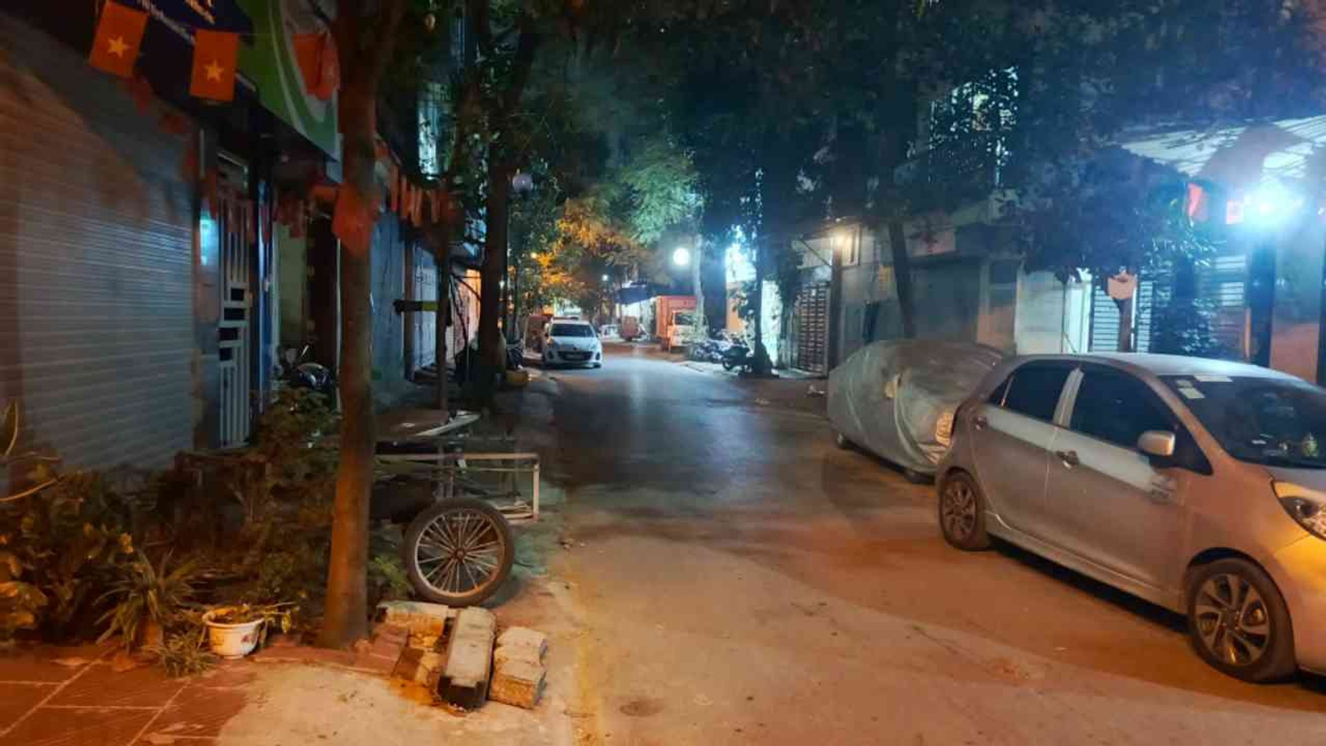 Cơ Hội Hiếm Có Sở Hữu Nhà Cấp 4 Sổ Vuông Tại Tây Nam Linh Đàm