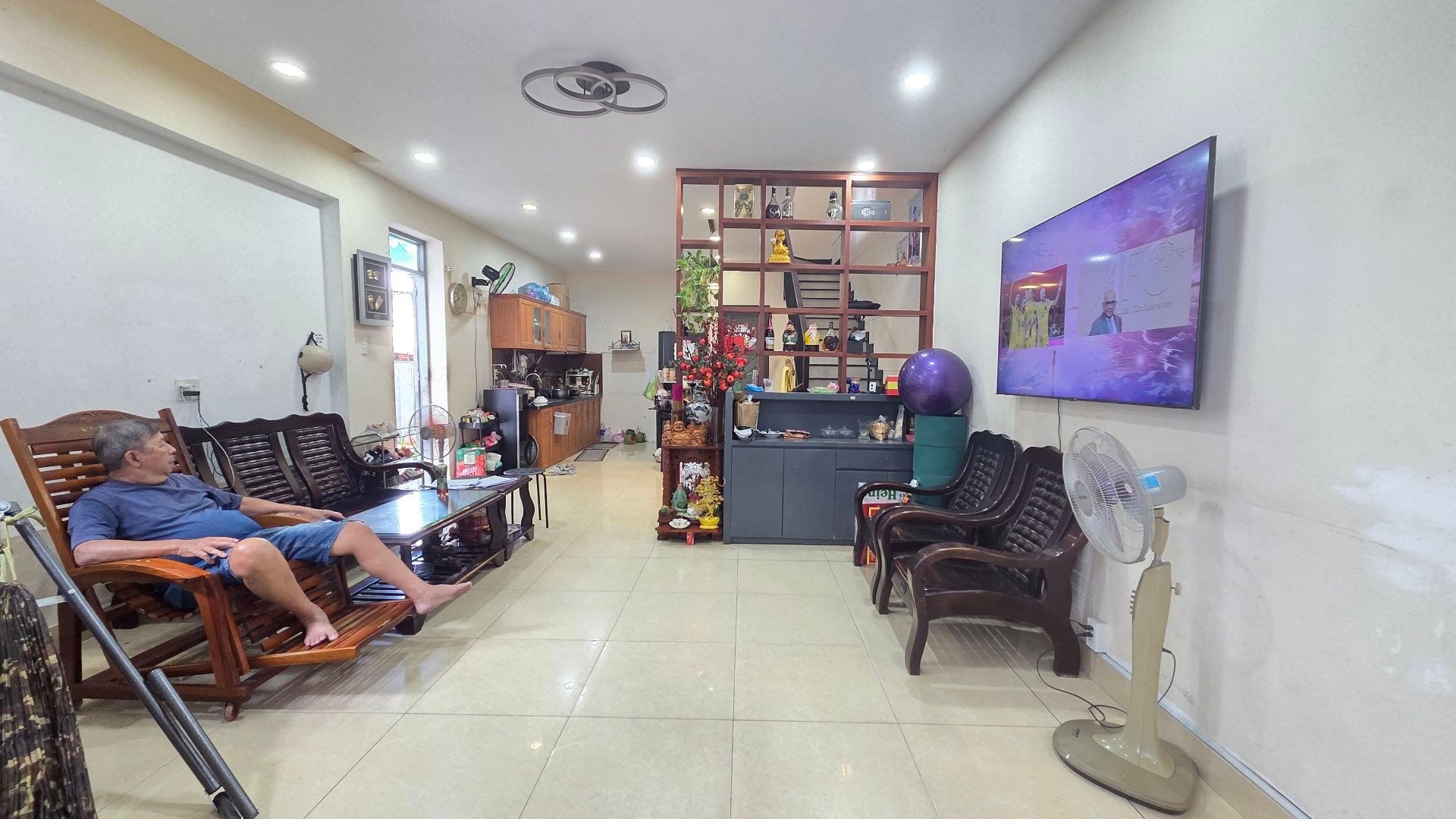 Nhà mặt phố đẳng cấp tại trung tâm Hóc Môn, không gian kinh doanh lý tưởng