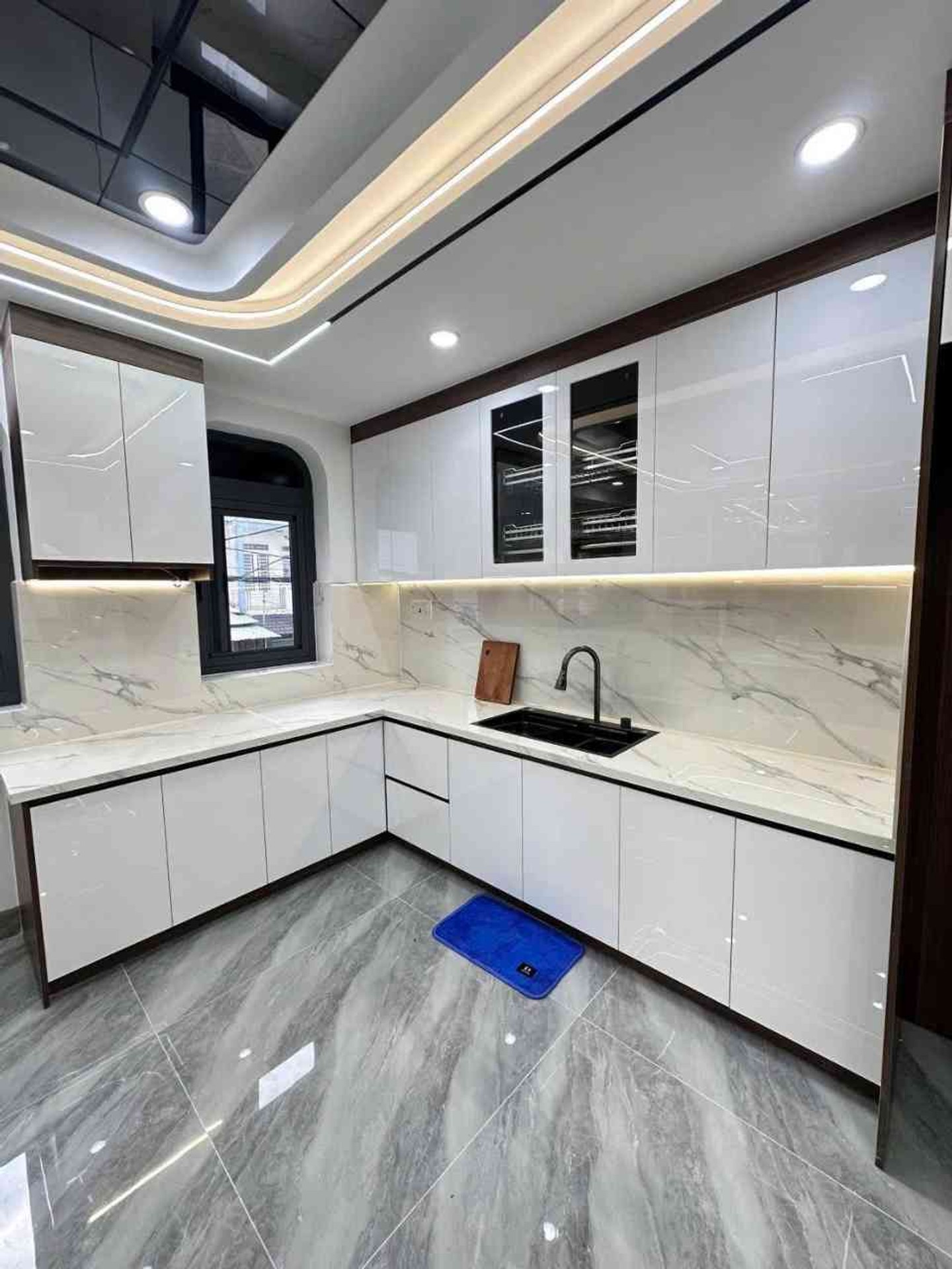 Nhà mới full nội thất, mua ở ngay, hxh né thông thoáng, chỉ 8đ nhỏ