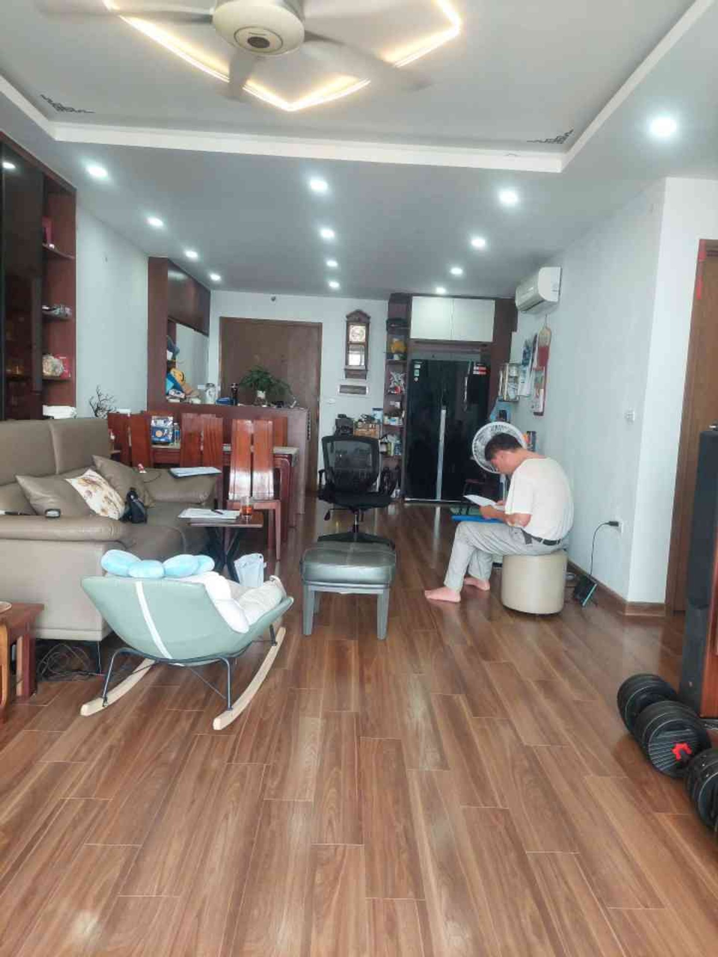 Căn hộ góc lô 3 thoáng, siêu sáng tại Đại Kim giá hời