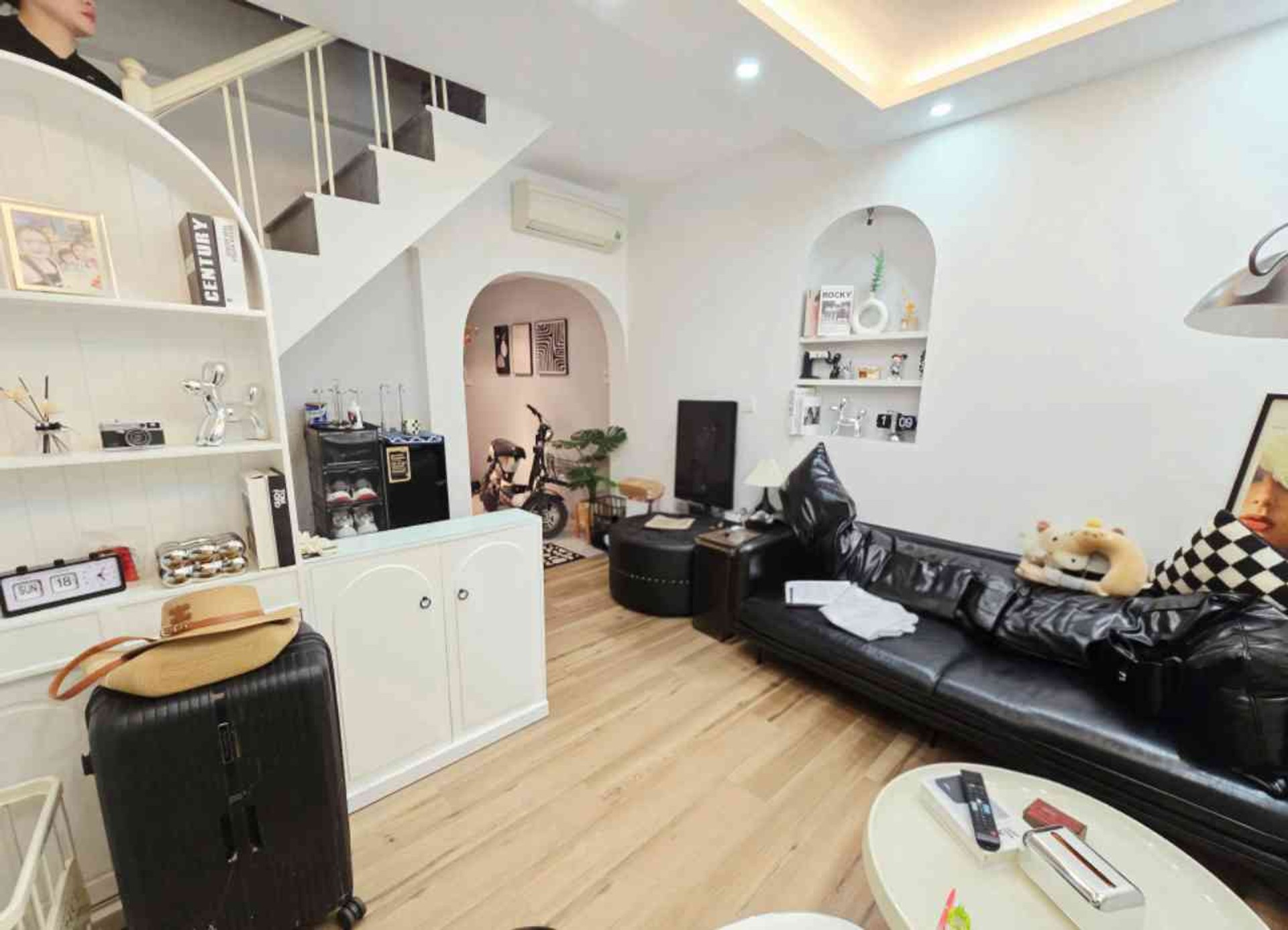 5,8 Tỷ -NGÃ 3 HÀNG CHUỐI – PHẠM ĐÌNH HỔ | 4 TẦNG| NHÀ ĐẸP Ở NGAY vị trí vàng phố cổ