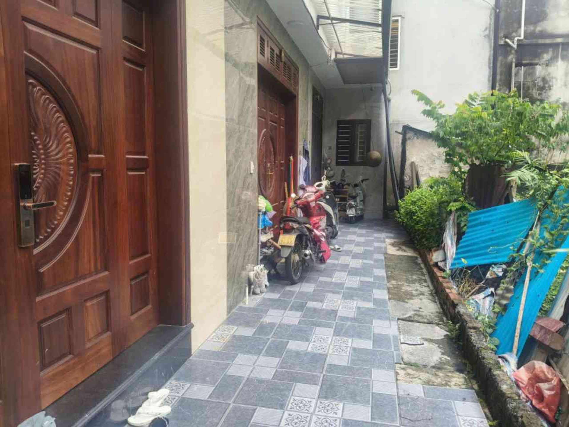 Nhà 5 tầng 3 phòng ngủ trung tâm Hai Bà Trưng, gần Chợ Mơ
