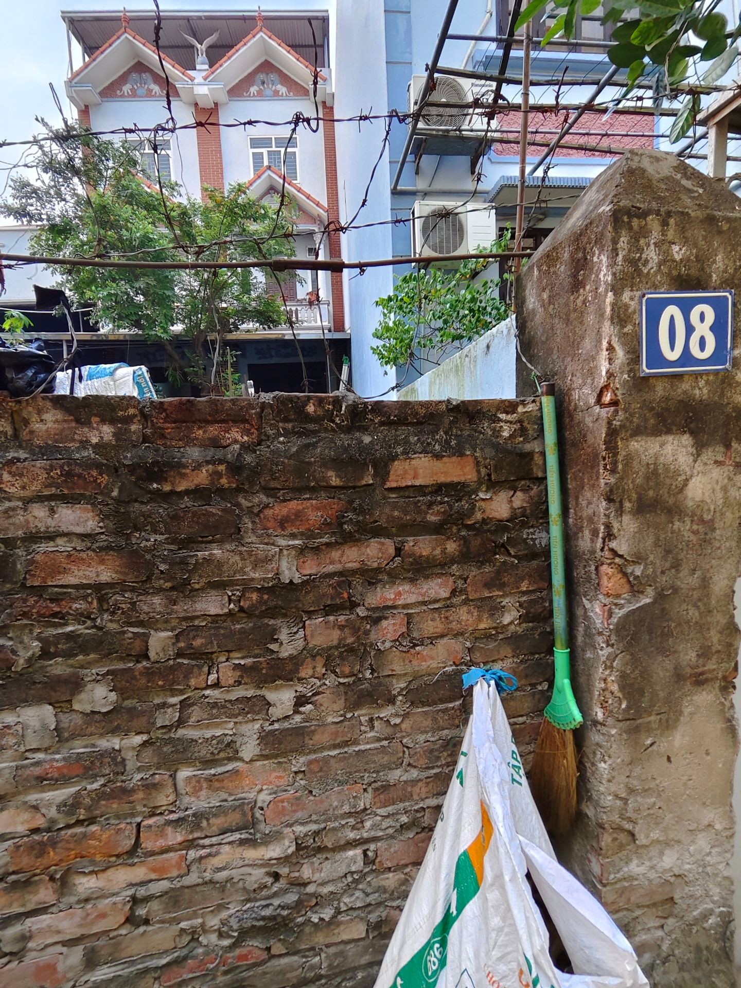 Cơ Hội Vàng Sở Hữu Đất Vị Trí Vàng Gần Hồ Điều Hòa Liên Ninh