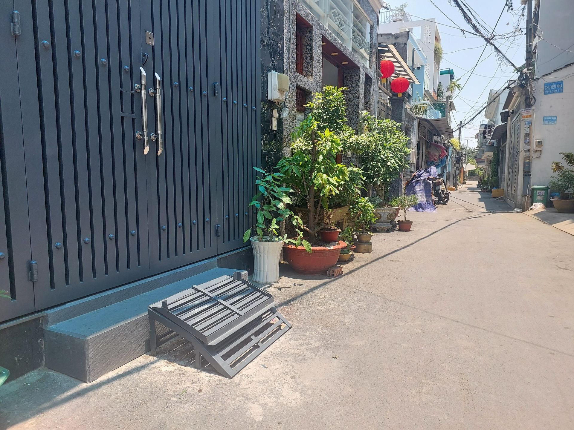 Nhà 3 tầng hiện đại ở Gò Vấp, giá cực hấp dẫn
