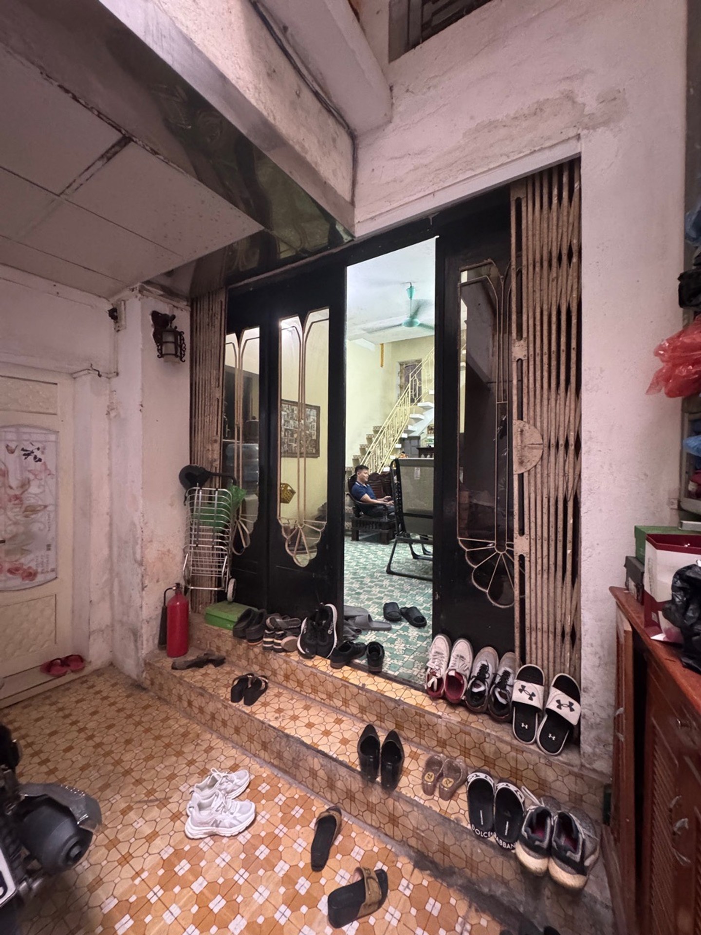 Cơ Hội Sở Hữu Nhà 3 Tầng tại Trung Tâm Thái Thịnh Hiếm Có