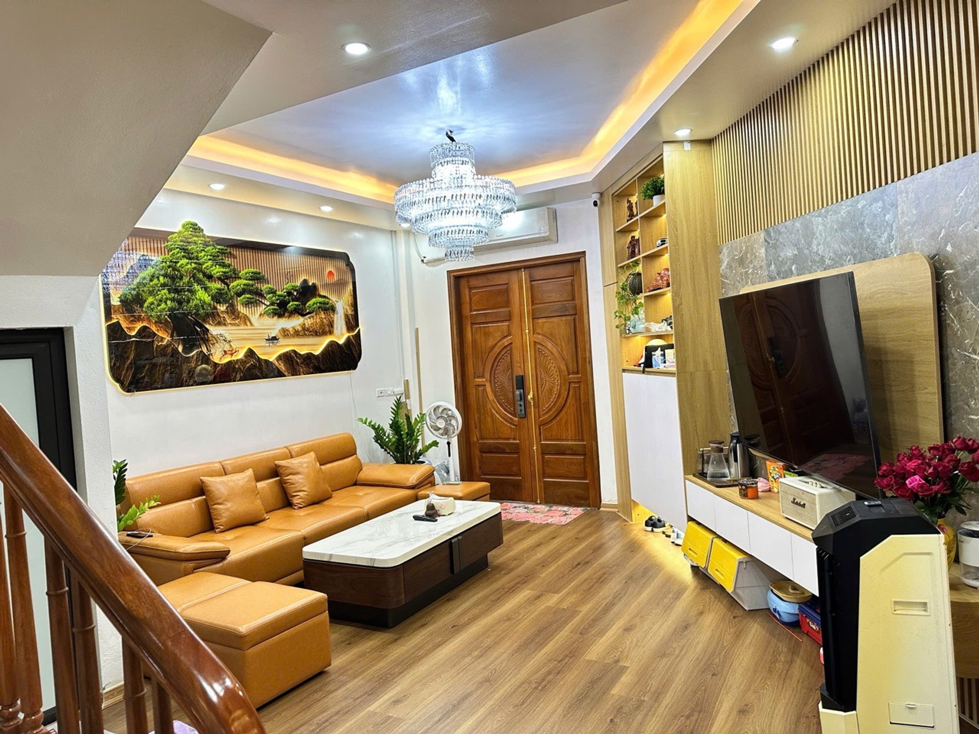 Nhà Đẹp Nội Thất Xịn 3 Tầng Gần Chợ Đào Xuyên