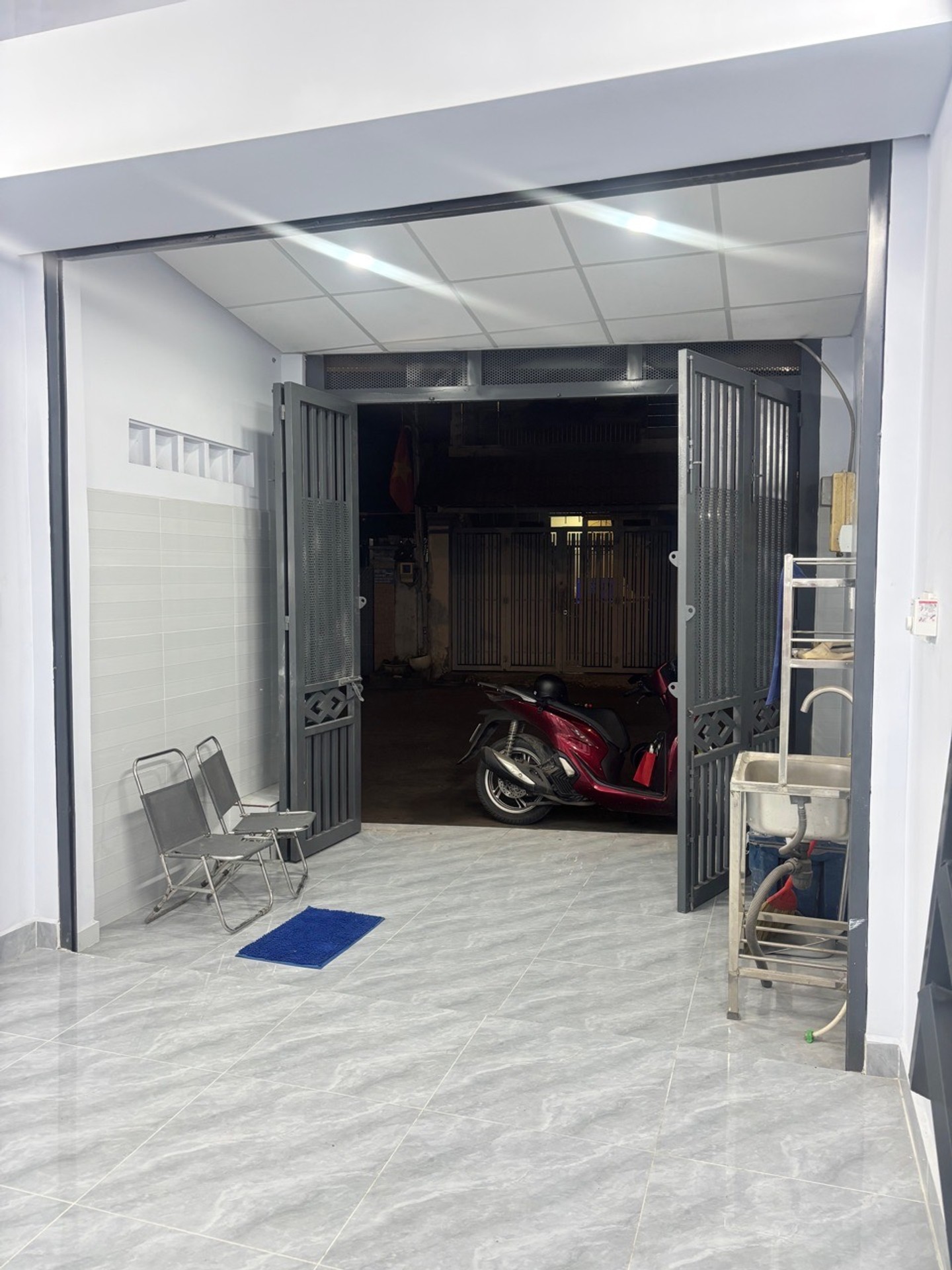 Bán nhà riêng tại phường Linh Đông, diện tích 29.5m2, mặt tiền rộng, đường trước nhà 8m