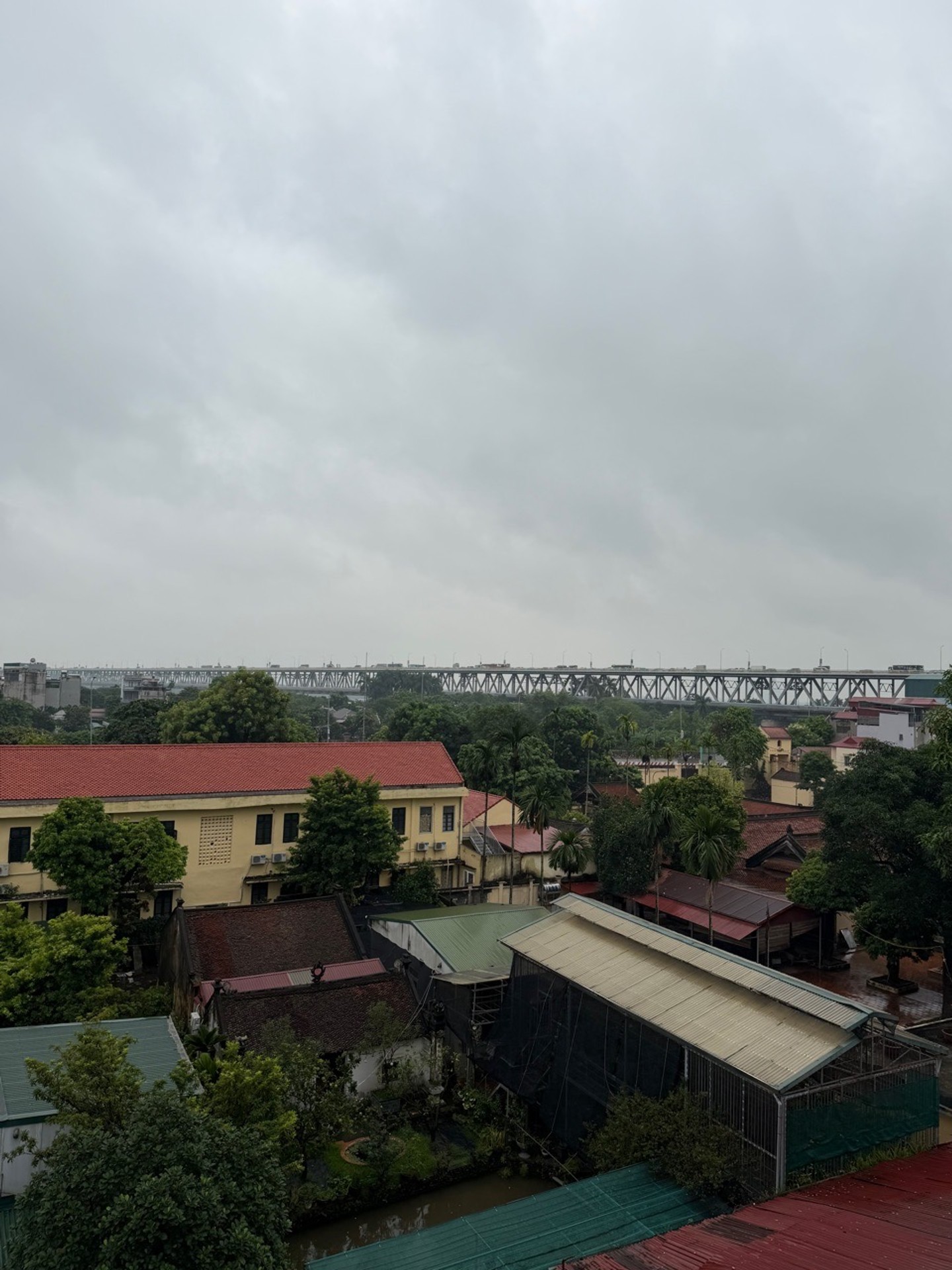 Nhà 5 tầng view cầu Thăng Long ngay làng cổ Đông Ngạc