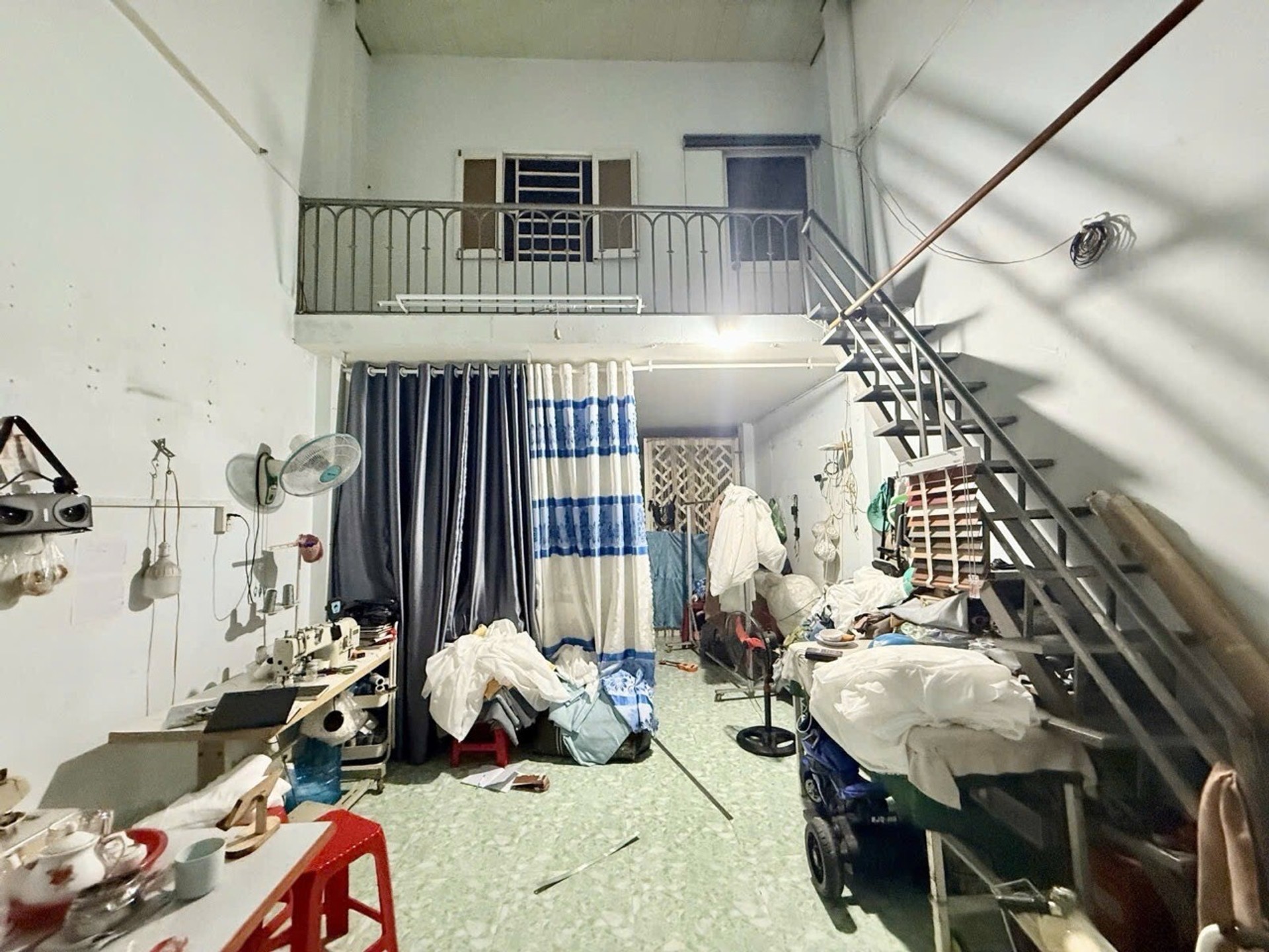 Gò Xoài Bình Tân, bán nhà 2 tần gần nhà thờ Bình Thuận, xây ở kiên cố
