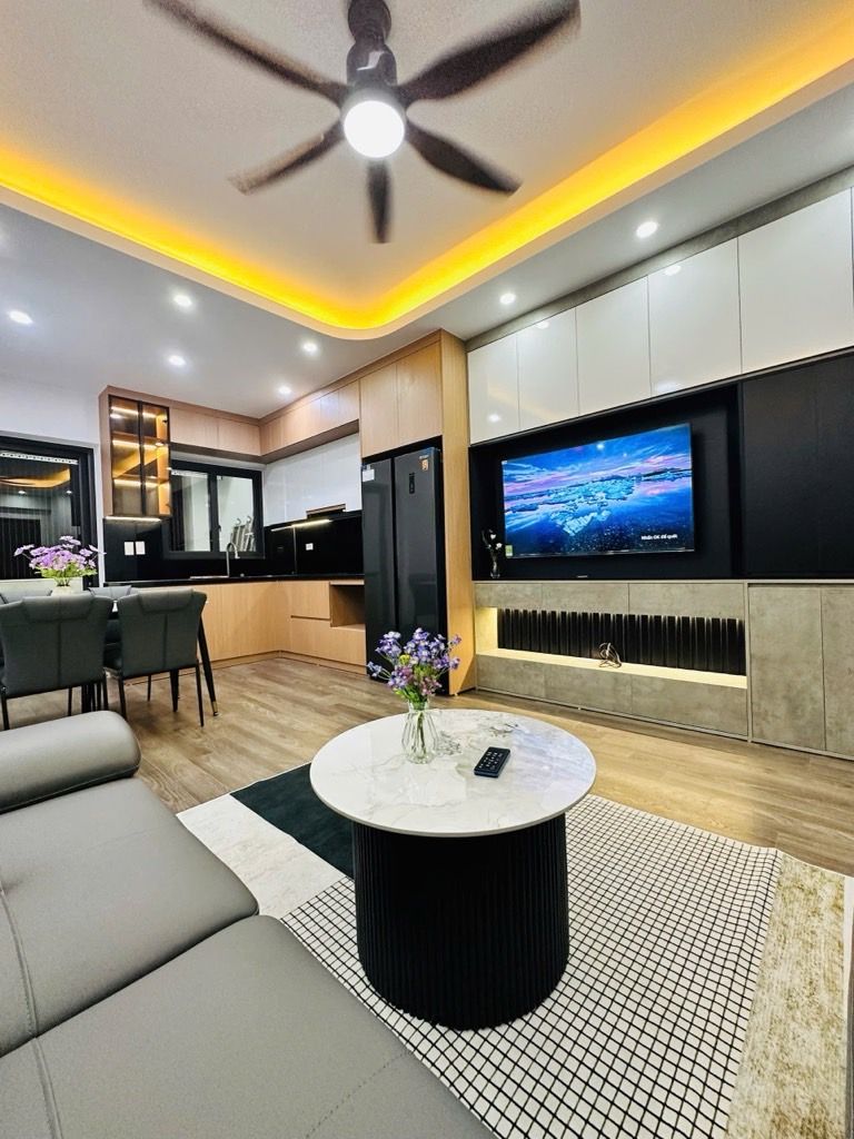 Bán căn hộ 3 phòng ngủ tại khu đô thị Linh Đàm giá chỉ 4,9 tỷ