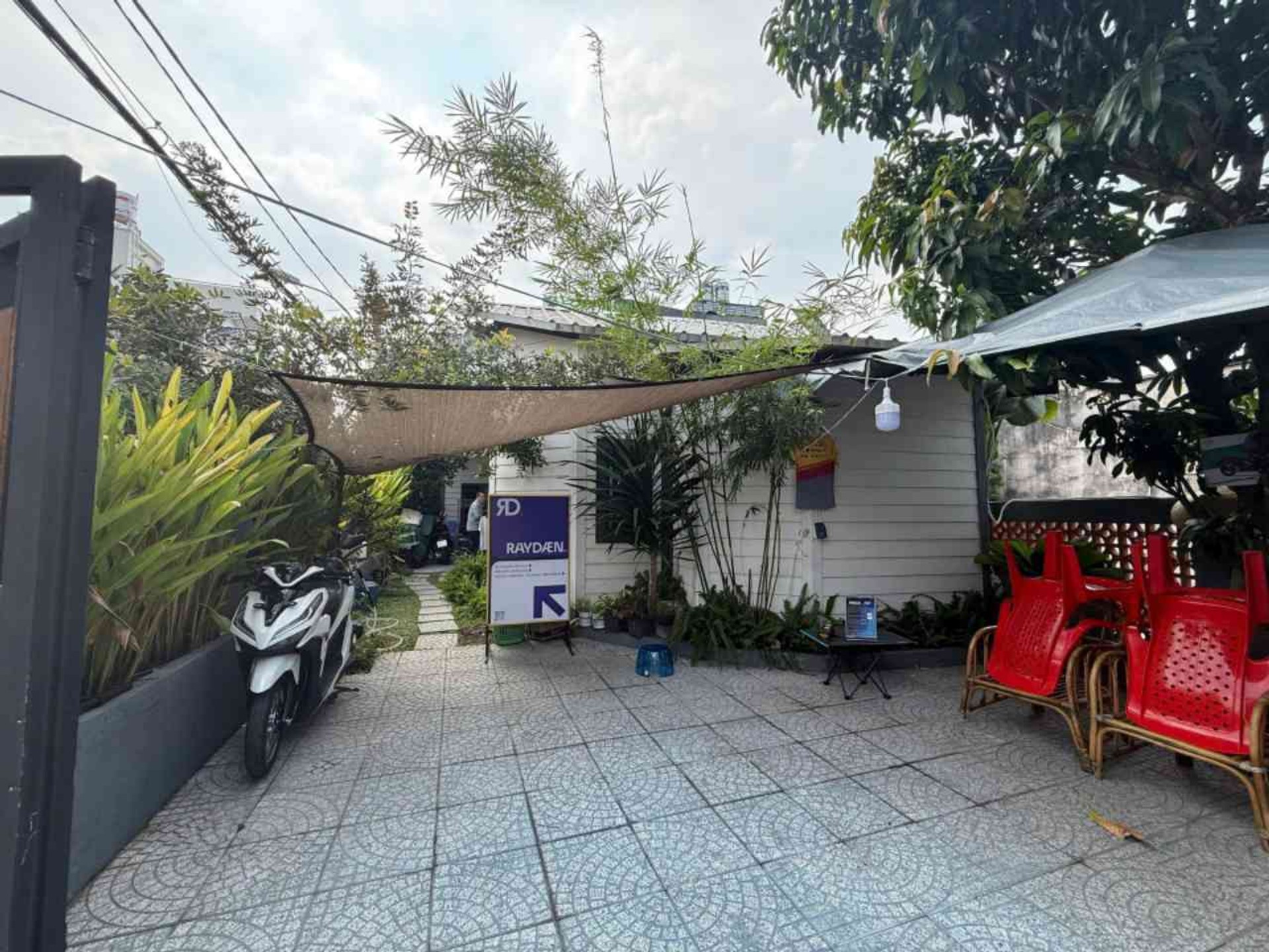 CHỦ ĐỊNH CƯ BÁN NHÀ.LÔ GÓC HUỲNH THỊ MÀI, HÓC MÔN 193 M² CHỈ NHỈNH 7 TỶ