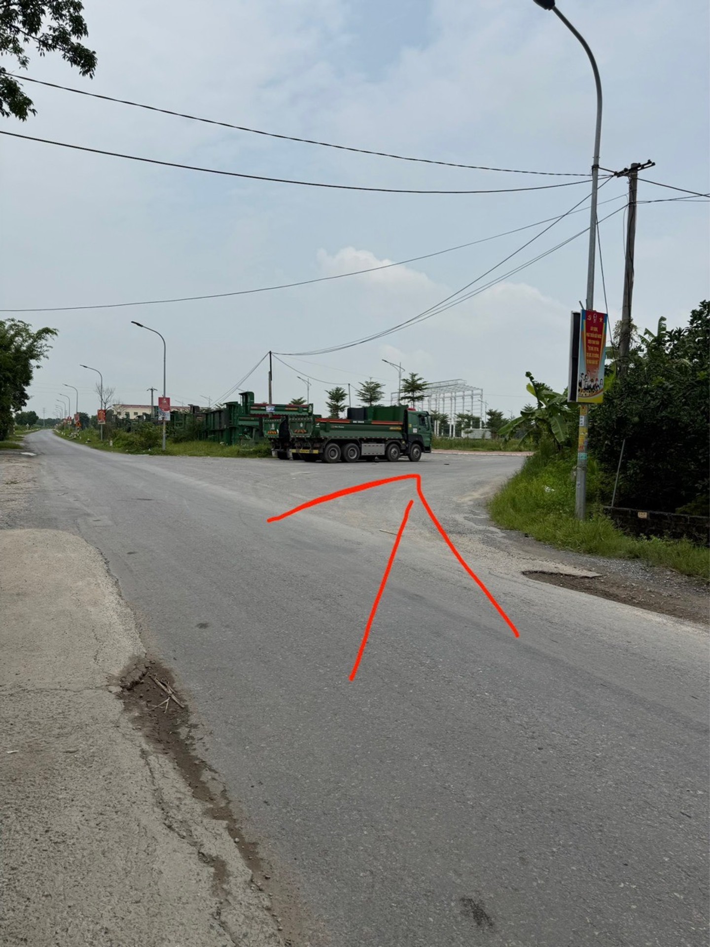 Bán đất lô góc 2 mặt tiền tại xã Việt Yên, vị trí thuận tiện, pháp lý rõ ràng