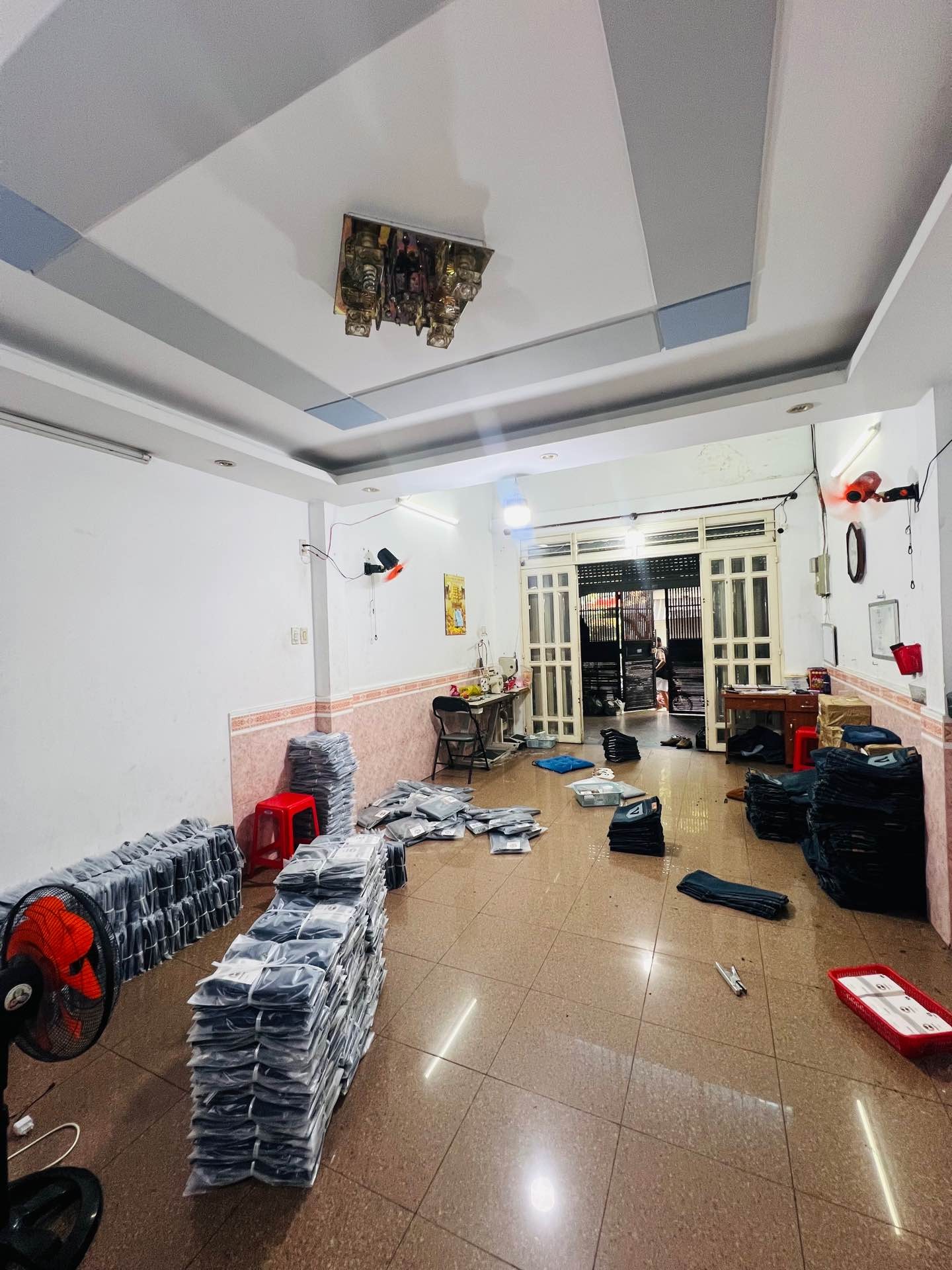 Nhà mặt phố 4 tầng 66m2 tại Tân Phú giá 9,8 tỷ đồng