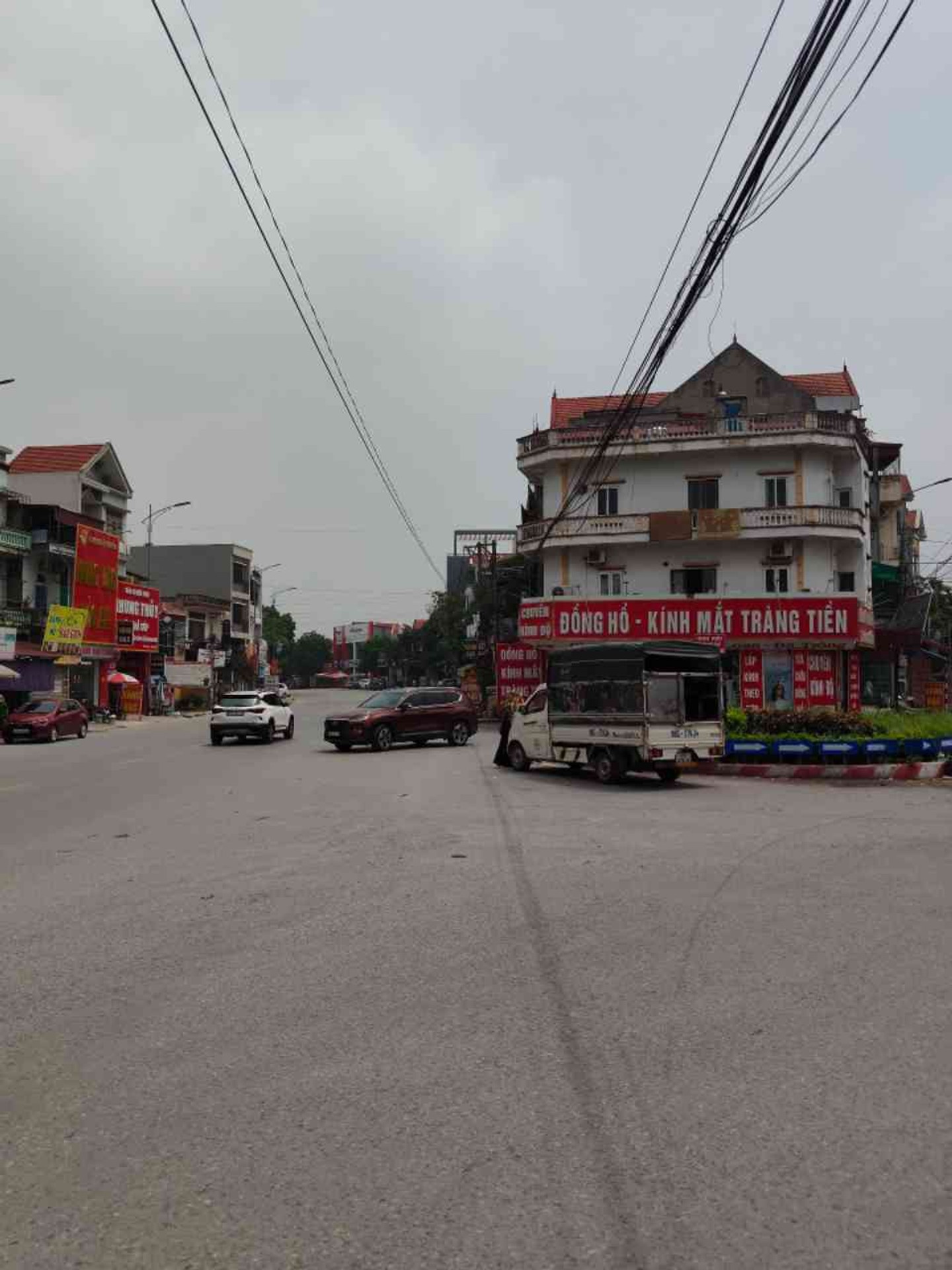 Bán nhà mặt phố Chợ Ngàng Đồng Lý, 2,5 tầng, mặt tiền 6m, khu kinh doanh đông đúc